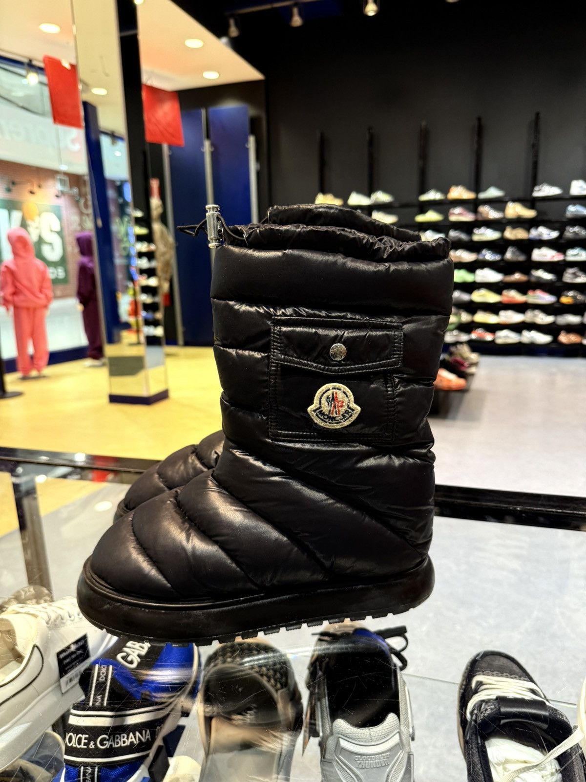 Moncler AUTHENTIC Moncler Gaia Pocket Puffer Snow Boot BLACK Size 40 Size US 10 / IT 40 - 6 Thumbnail