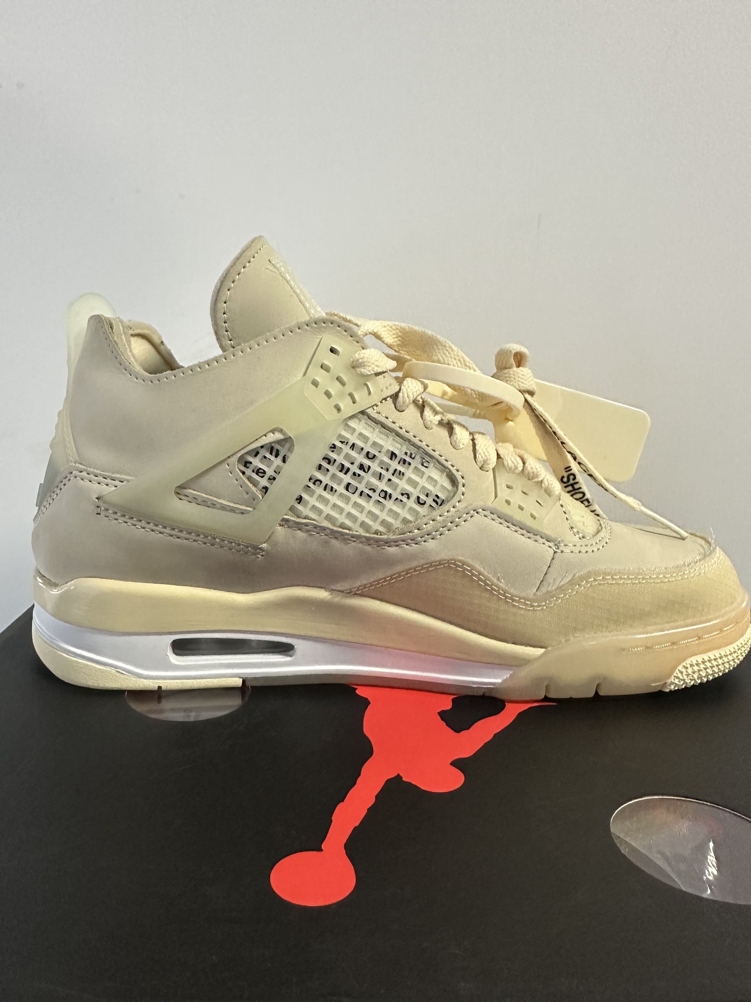 Jordan Brand × Off-White Off-White x Wmns Air Jordan 4 Retro SP 'Sail' Size US 8 / IT 38 - 6 Thumbnail