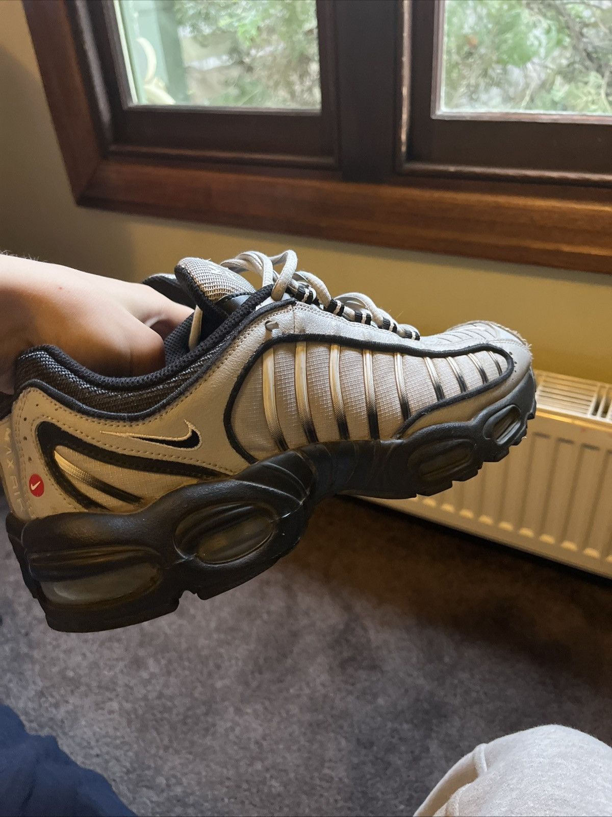 Nike Airmax tailwind 4 us10 “wolf grey” Size US 10 / EU 43 - 1 Thumbnail