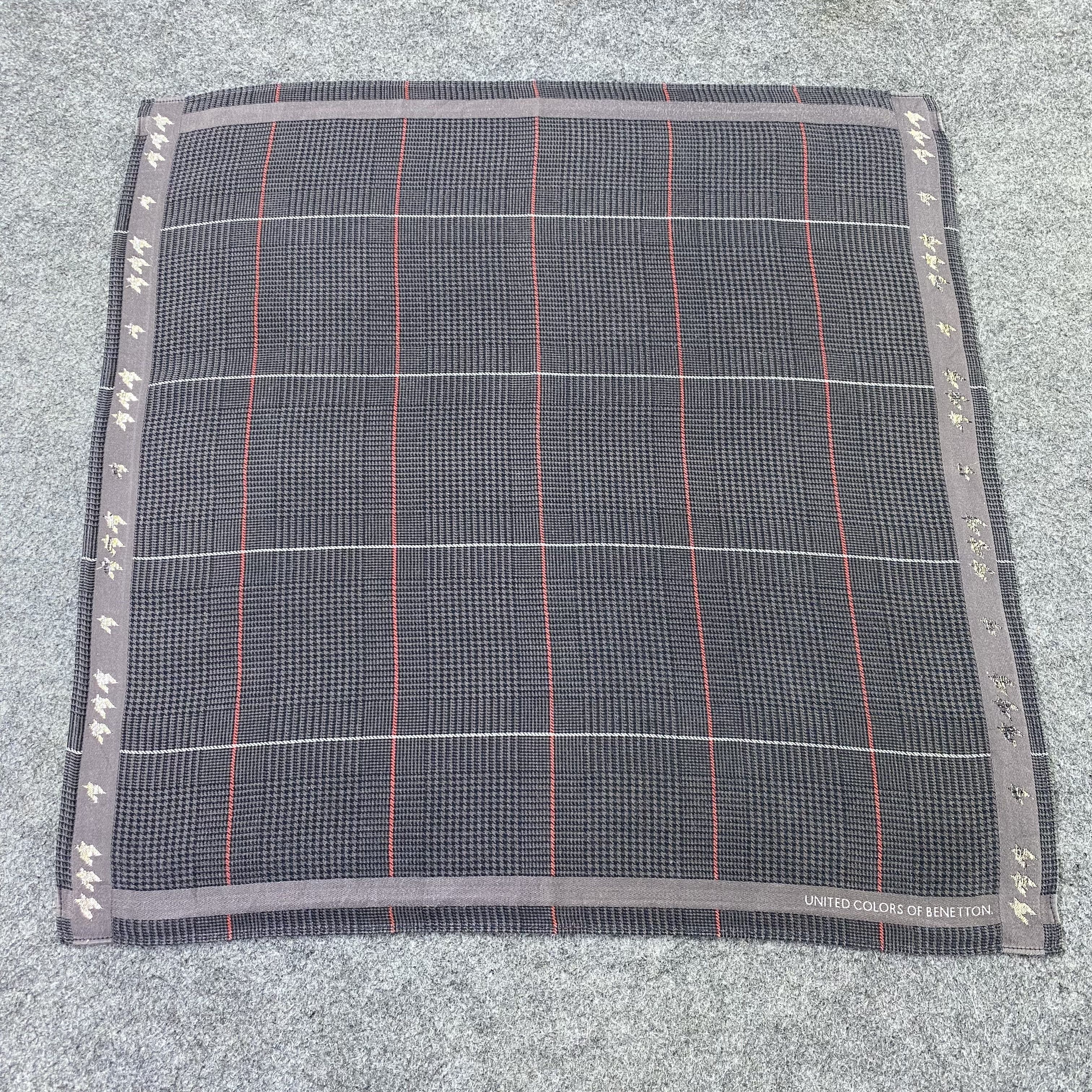 United Colors Of Benetton Benetton Neckerchief / Bandana / Handkerchief-B1517 Size ONE SIZE - 3 Thumbnail