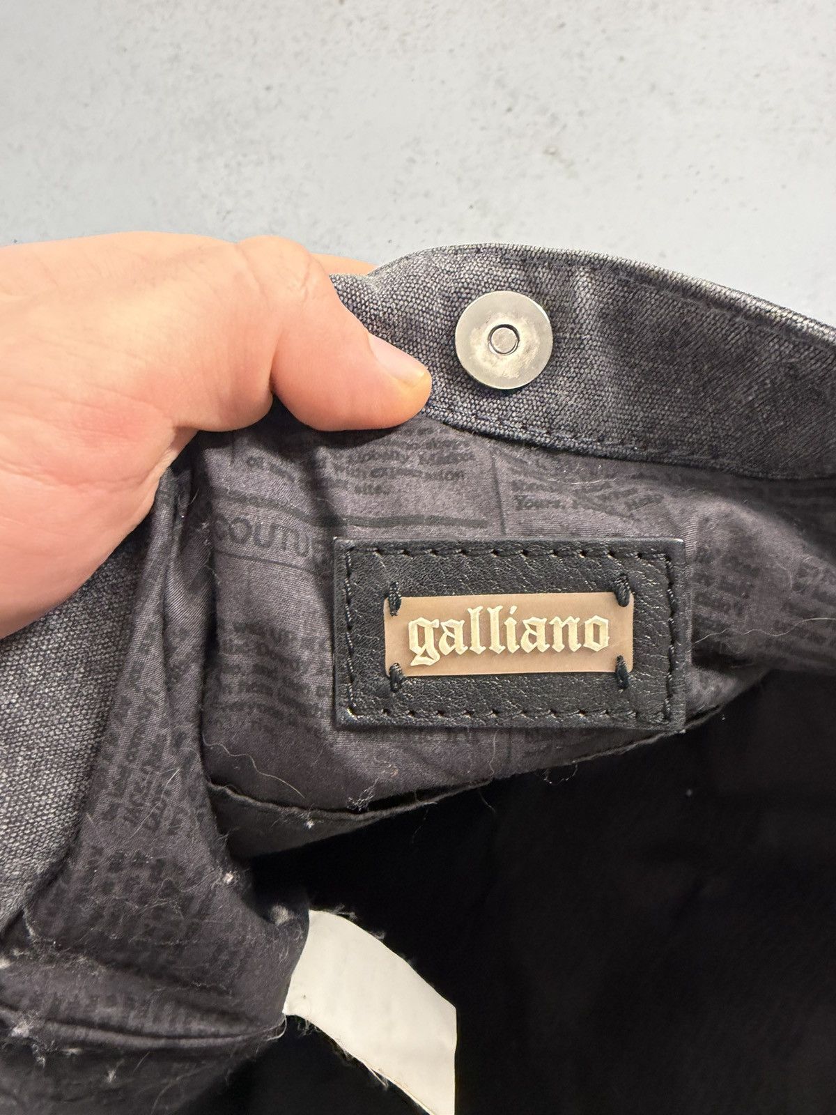 John Galliano John Galliano “Go Jogging” Self Portrait Shoulder Bag Size ONE SIZE - 13 Thumbnail