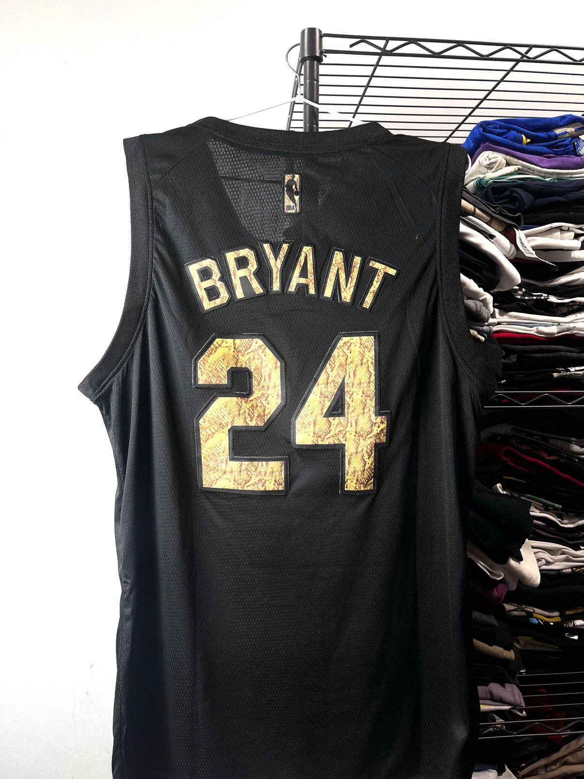 Nike Vintage Nike Lakers Bryant 24 Number Jersey Sleeveless Size US L / EU 52-54 / 3 - 2 Thumbnail