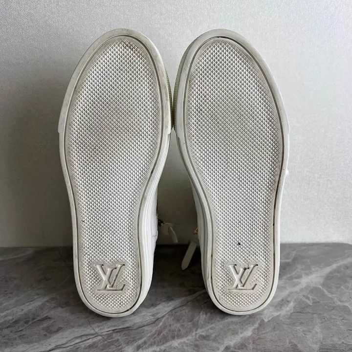 Louis Vuitton Louis Vuitton Stellar High-Top Sneaker for Women -2508 Size US 7 / IT 37 - 4 Thumbnail