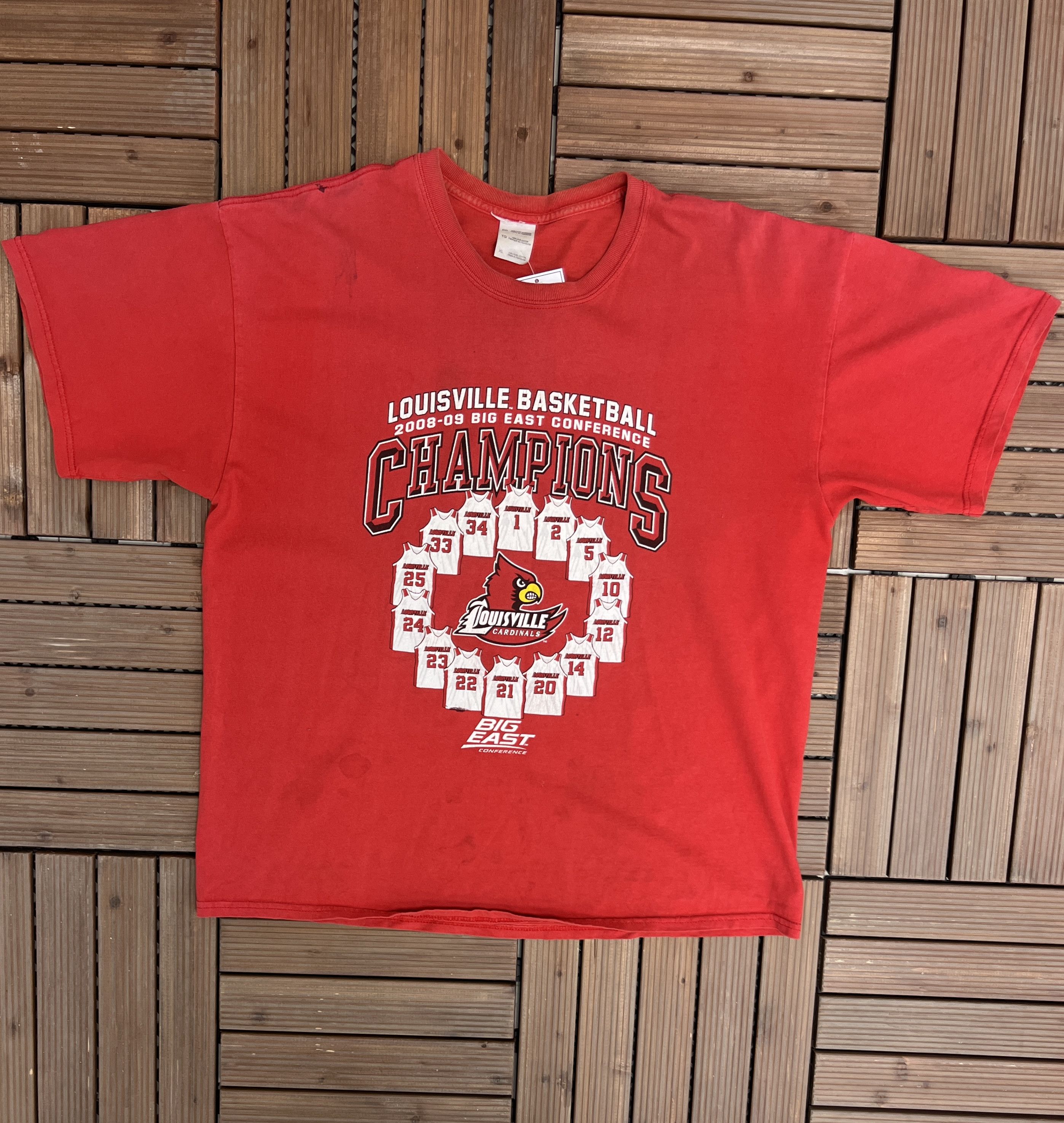 Vintage Louisville Cardinal Big East Champions Vintage Tee Size US XL / EU 56 / 4 - 1 Thumbnail
