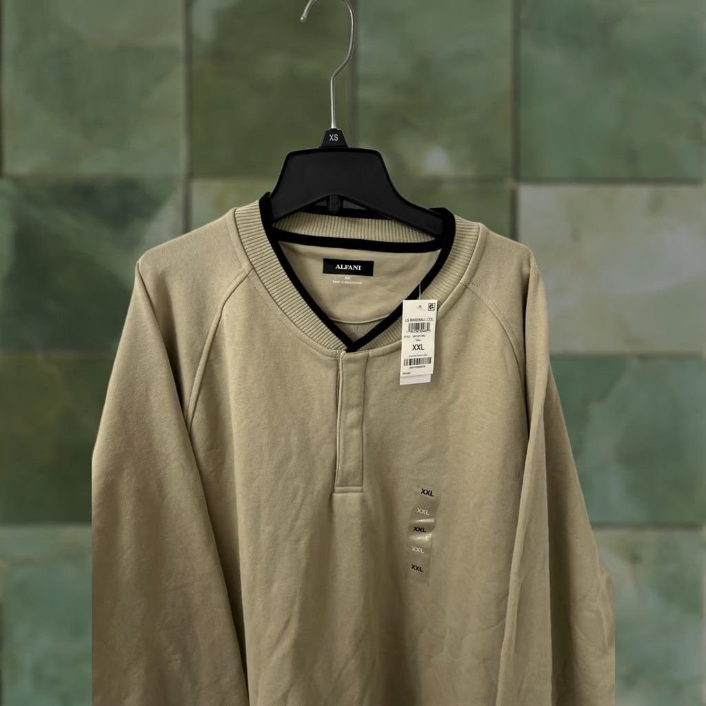 Alfani VINTAGE Alfani Sweatshirt Mens 2XL Beige Henley Baseball Pullover L/S NWT Size US XXL / EU 58 / 5 - 1 Thumbnail