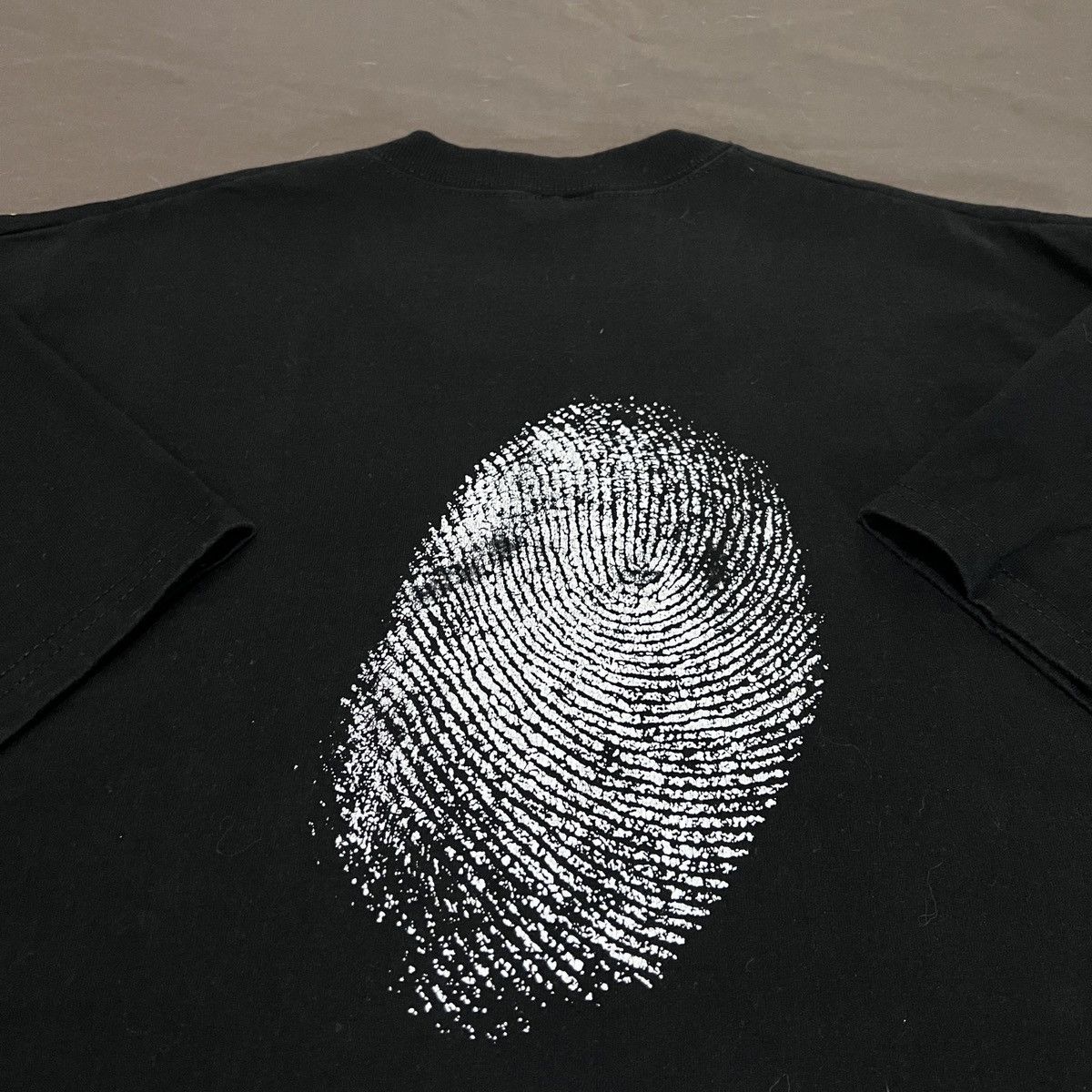 Fruit Of The Loom Vintage 90s Eagle Operation Enigma Fingerprint Tee Military Size US L / EU 52-54 / 3 - 2 Thumbnail