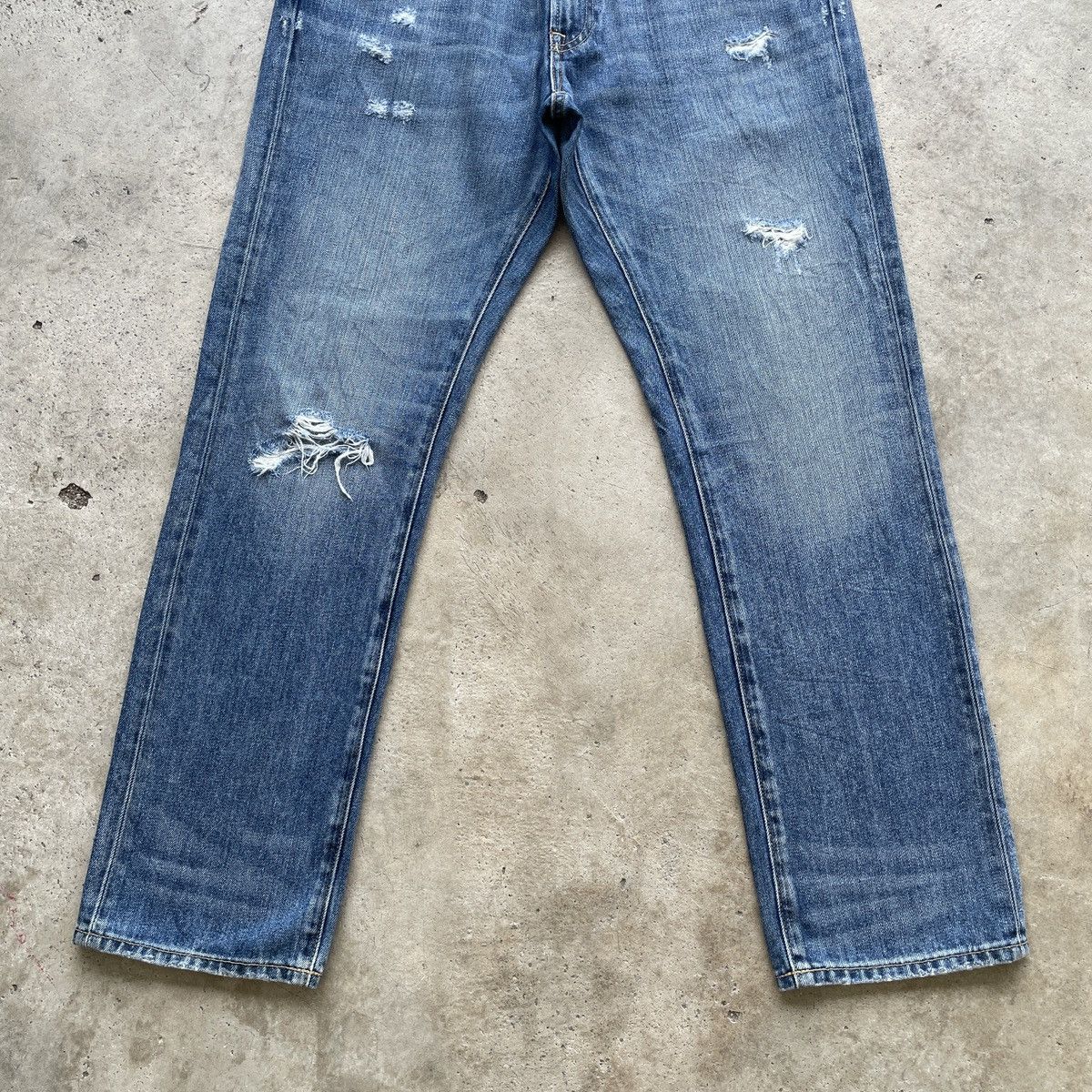 Japanese Brand Vintage Japanese Jeans Distressed Faded Denim Pants W33x30 Size US 33 - 4 Thumbnail