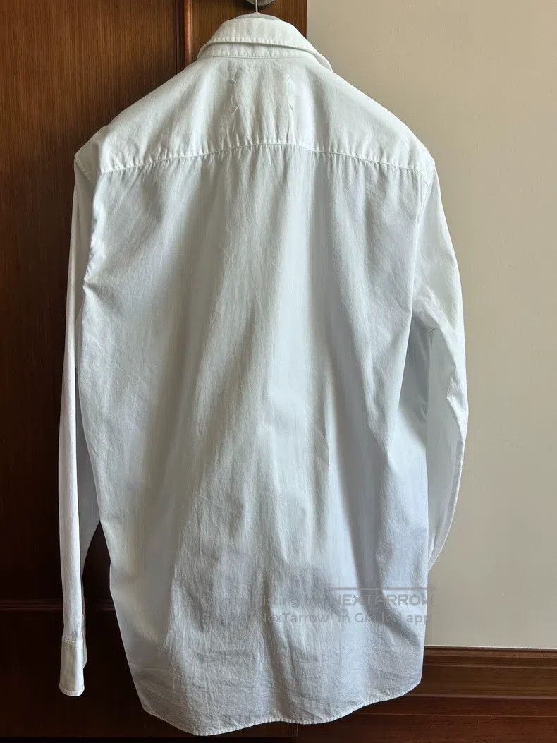 Maison Margiela Maison Margiela Size39 Classic hole-hole shirt Size US XXS / EU 40 - 7 Thumbnail