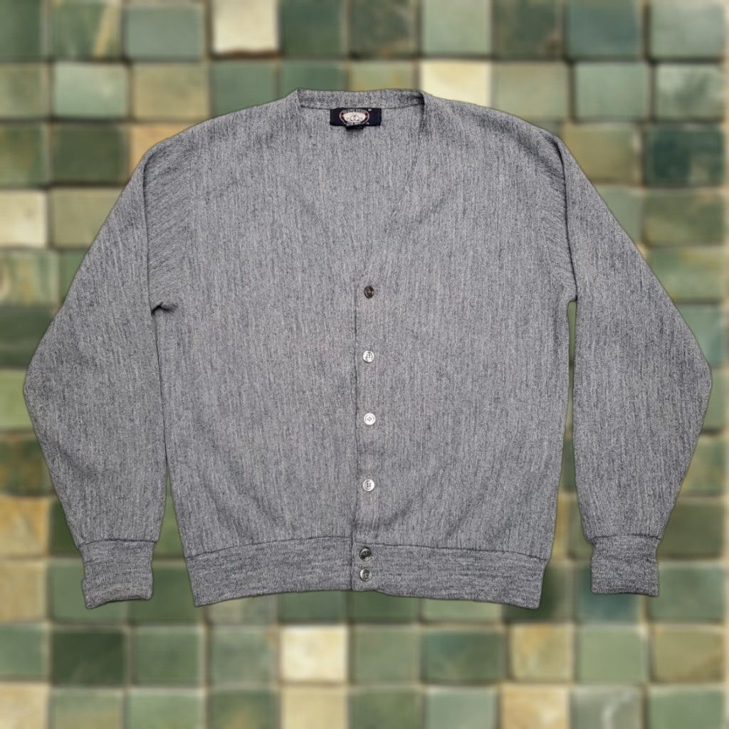 Vintage VINTAGE Knights Bridge Sweater Cardigan Mens M Blue 70s USA Knit V-Neck Button Long Sleeve Solid Pattern Adults Mens Size US M / EU 48-50 / 2 - 1 Thumbnail