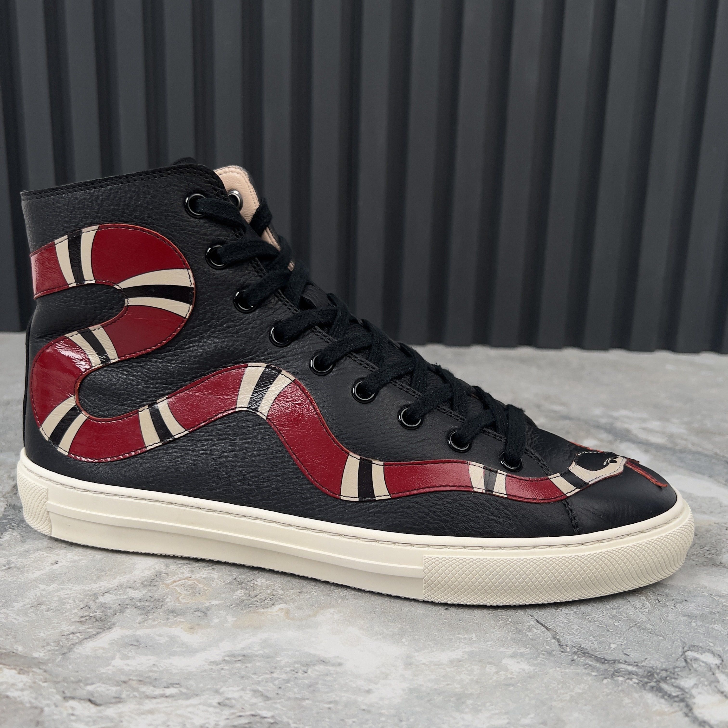 Gucci Gucci Major Snake High Top Sneakers Leather Size US 9 / IT 39 - 6 Thumbnail