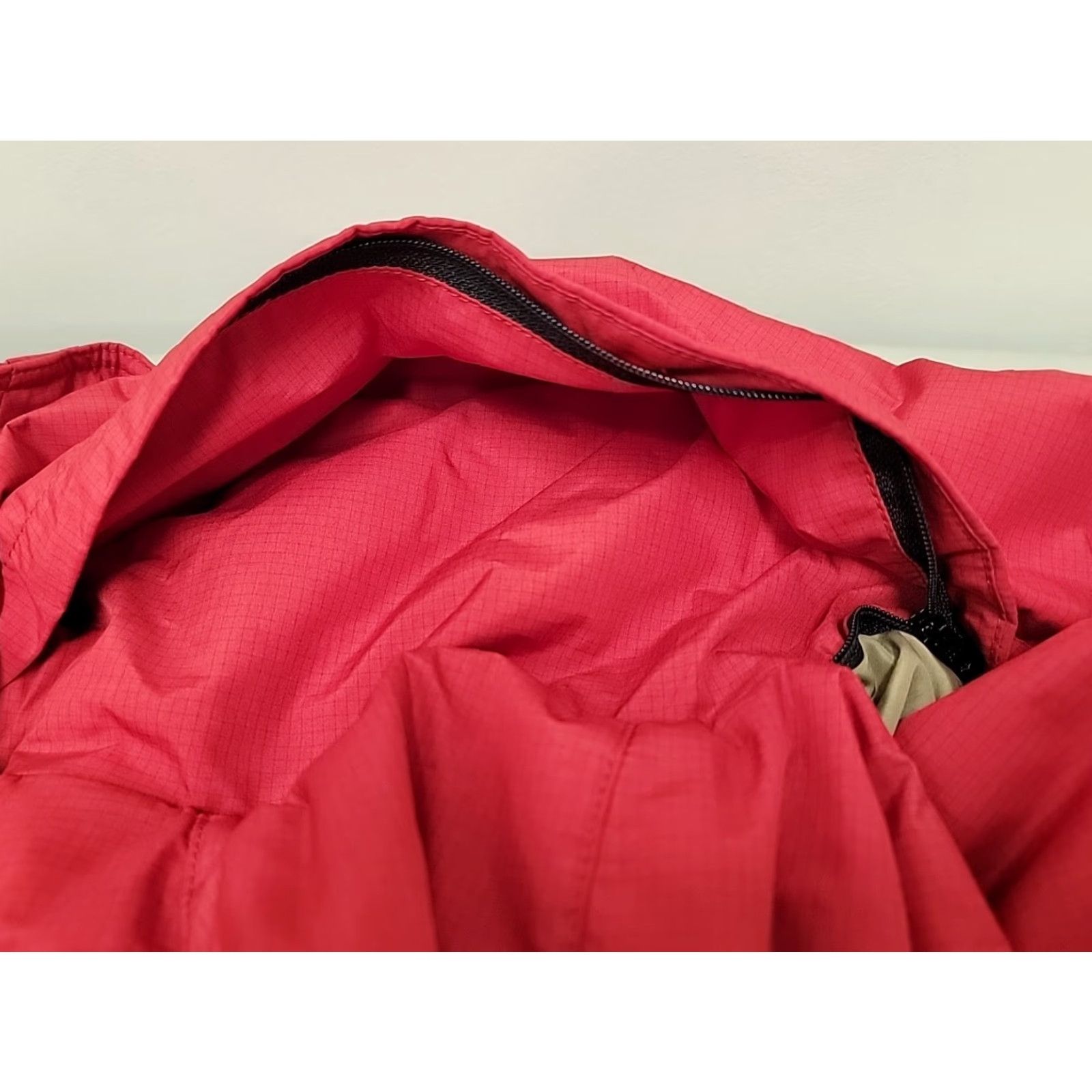 Belstaff VINTAGE NWT Belstaff Cromer Jacket Down Hooded Red Womens US 6 Puffer Jacket Belstaff Cromer Size M / US 6-8 / IT 42-44 - 6 Thumbnail