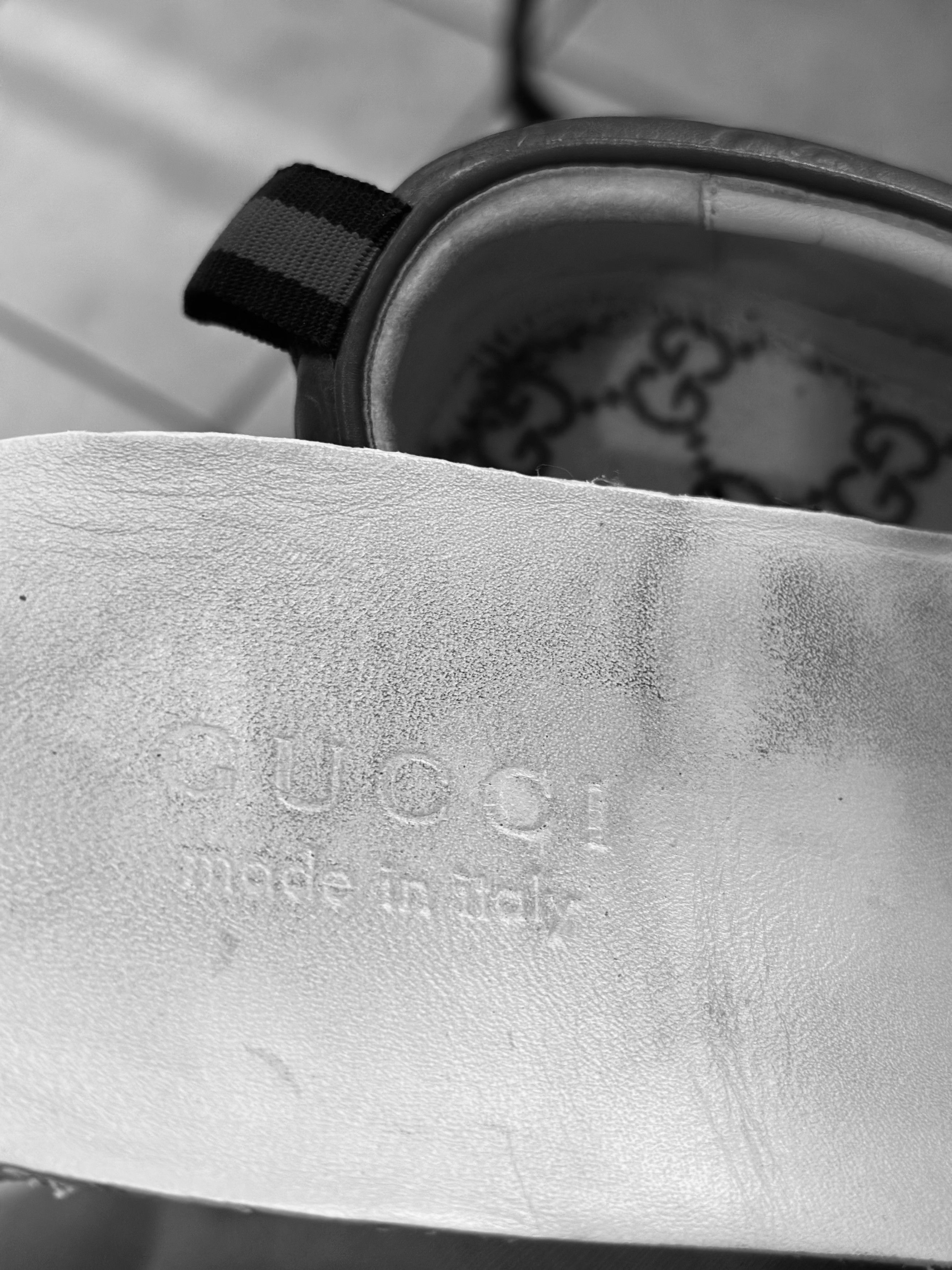 Gucci Gucci Red Guccissima Leather Slip-On Loafers Men’s US 10.5 Size US 10.5 / EU 43-44 - 5 Thumbnail