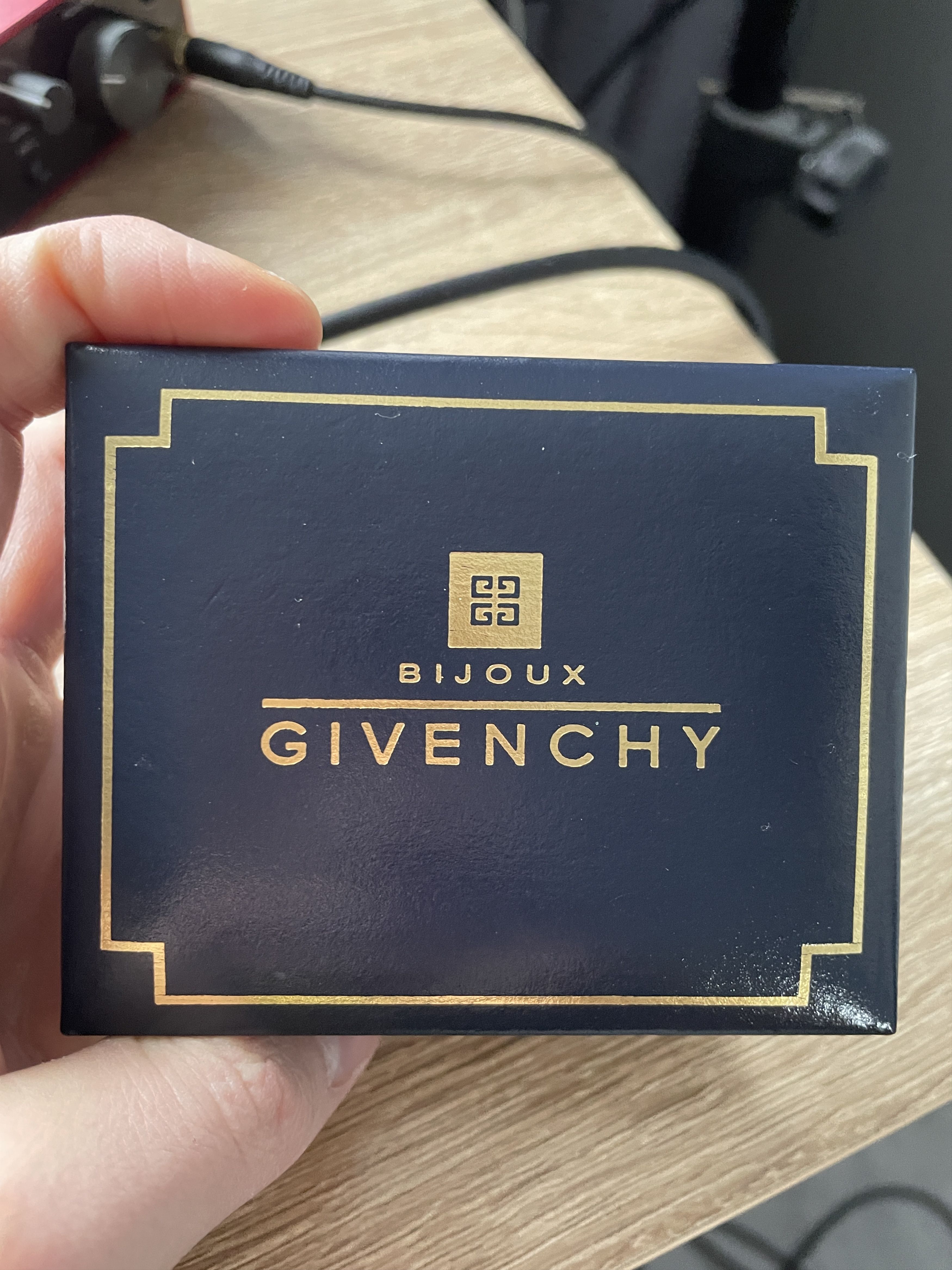 Givenchy VINTAGE GIVENCHY CUFFLINKS TIE CLIPS SET Size ONE SIZE - 4 Thumbnail