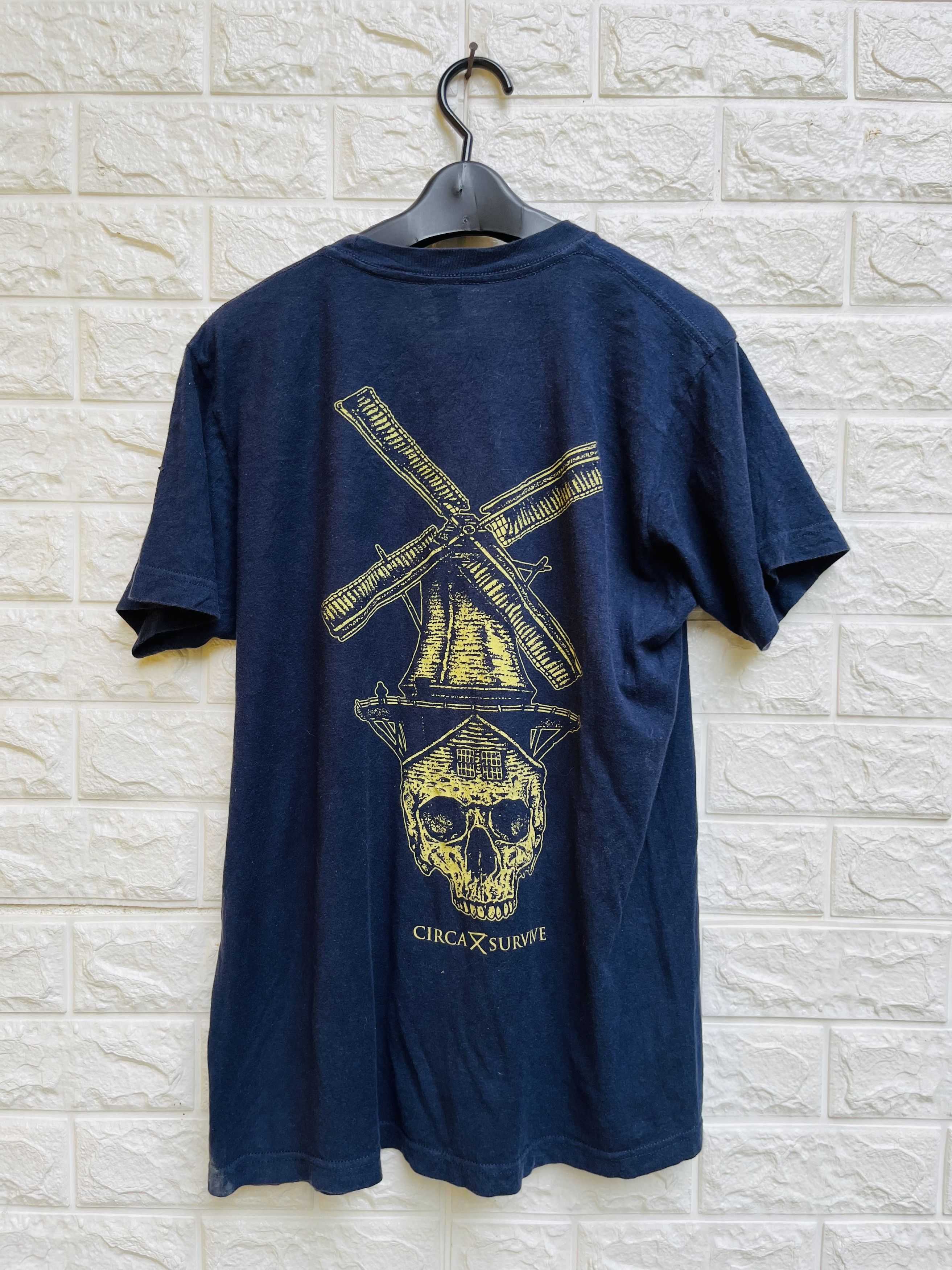 Vintage Circa Servive Streetwear Designer Fashion Style
