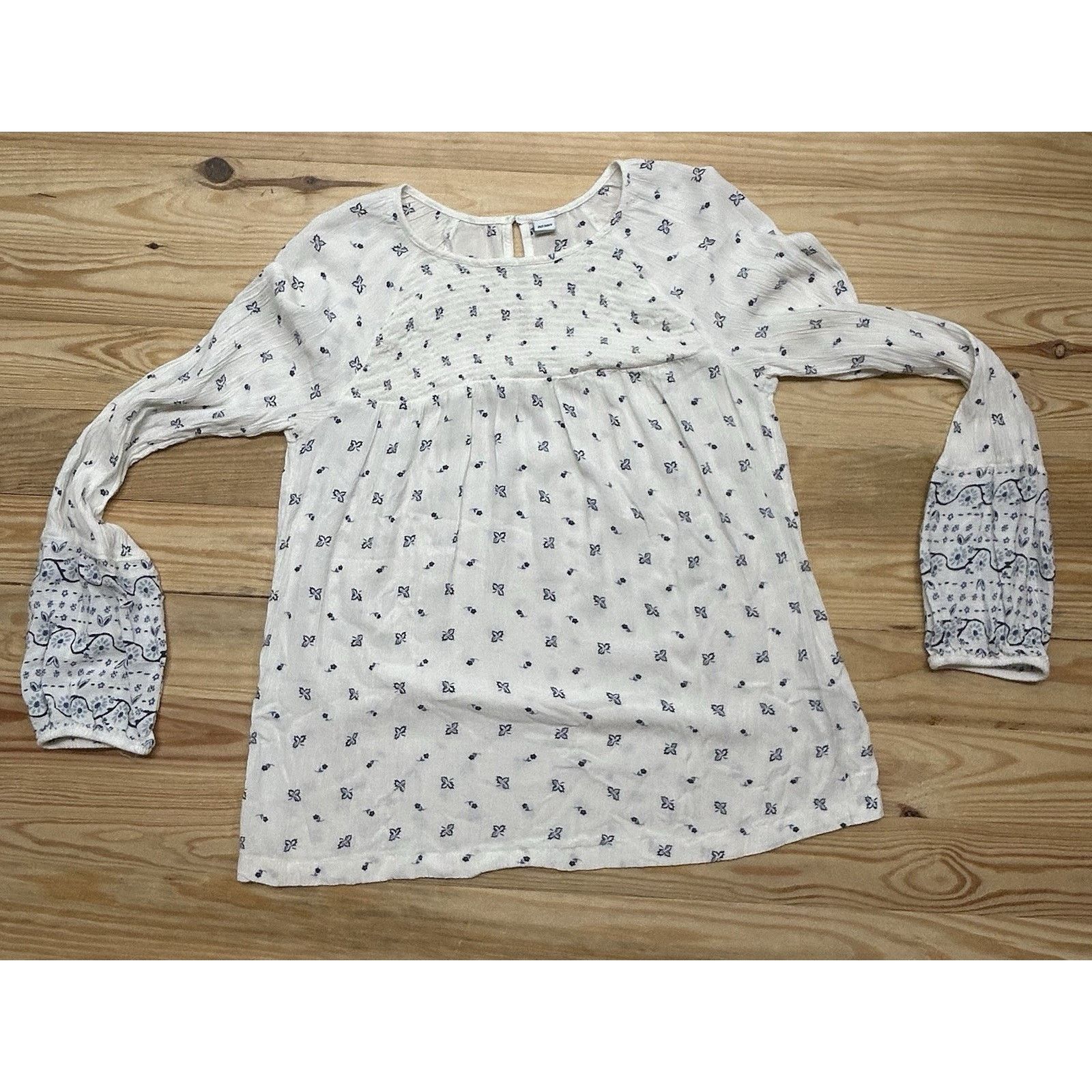 Old Navy Old Navy Women’s Blouse M White & Blue Floral Boho Peasant Size M / US 6-8 / IT 42-44 - 9 Thumbnail
