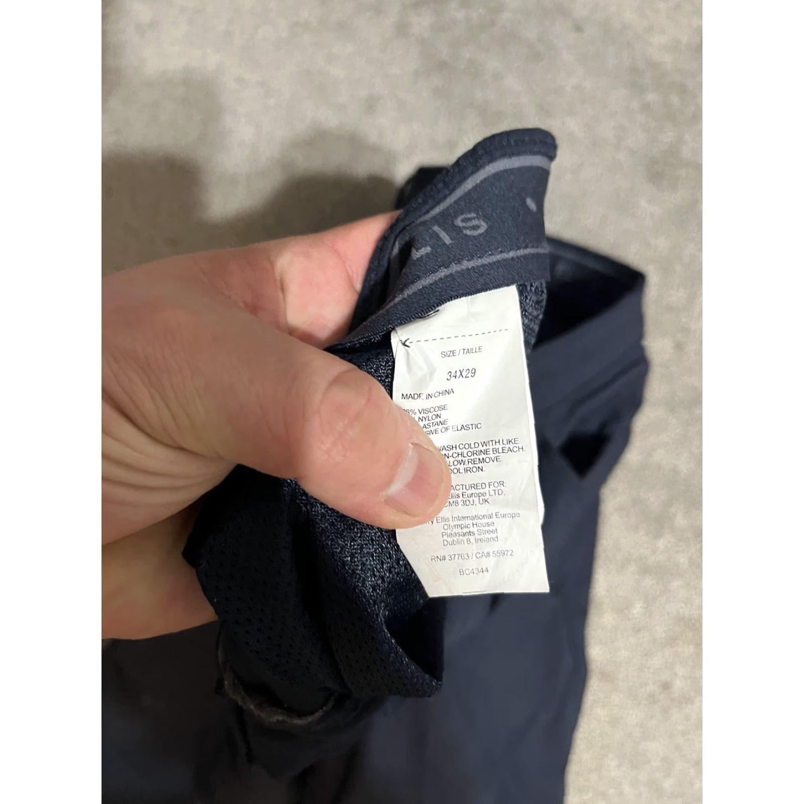 Perry Ellis Perry Ellis Slim Fit Flat Front Pants Men's 34x29 Navy Blue Viscose Nylon Elastane Stretch Khakis Flat Front Casual Size US 34 / EU 50 - 5 Thumbnail