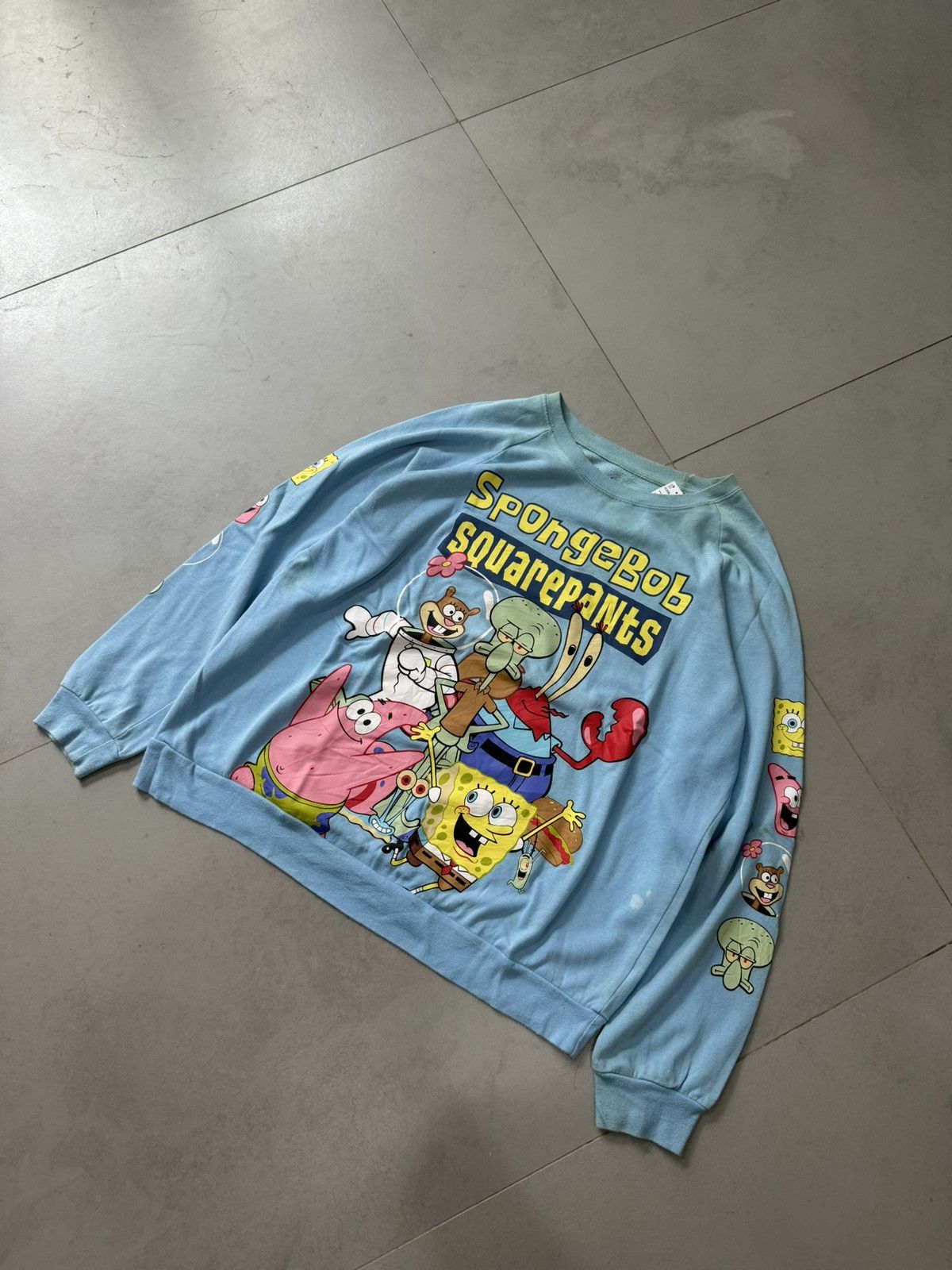 Nickelodeon Bundle 2 Spongebob and Disney Crewnecks Size US L / EU 52-54 / 3 - 4 Thumbnail
