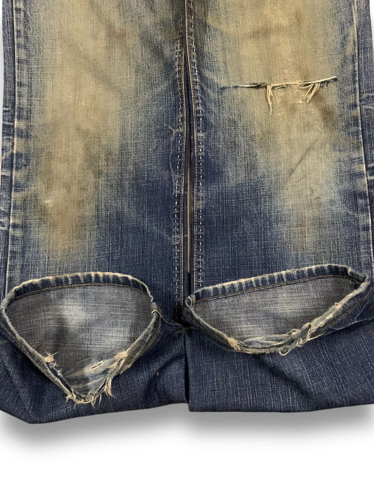 Japanese Brand Vintage Distinction Stitched Mud Wash Loose Fit Grunge Jeans Size US 30 / EU 46 - 12 Thumbnail