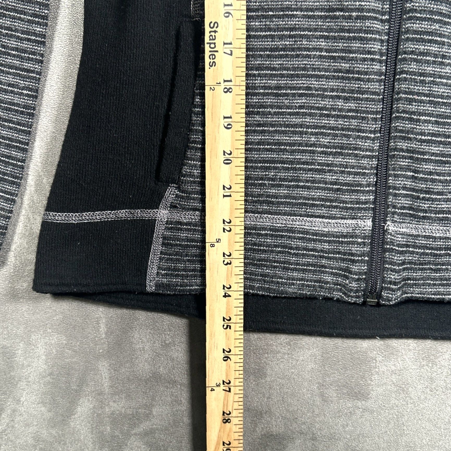 Vintage Kuhl Hoodie Womens L Gray Chianti Fleece Full Zip Wool Blend Size L / US 10 / IT 46 - 7 Thumbnail