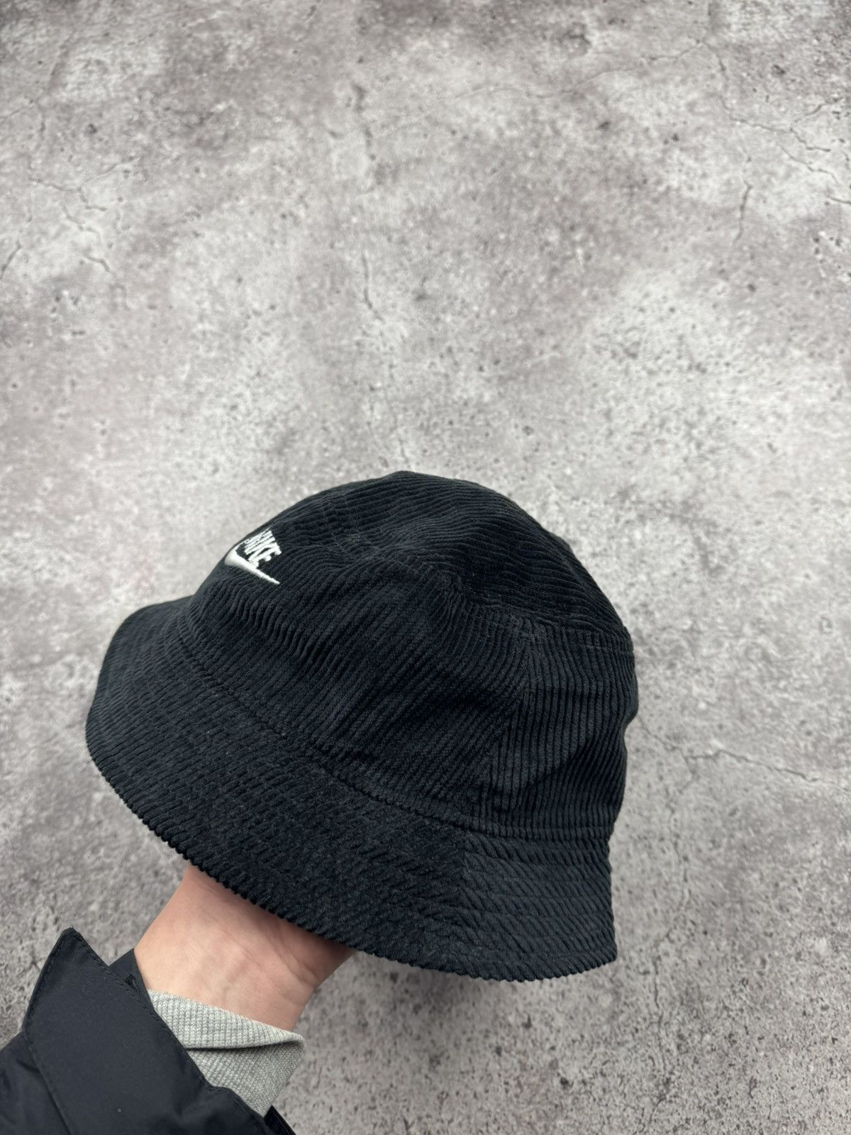 Nike Vintage Nike Bucket Hat Panama Corduroy Streetwear Cap Y2K Size ONE SIZE - 3 Thumbnail