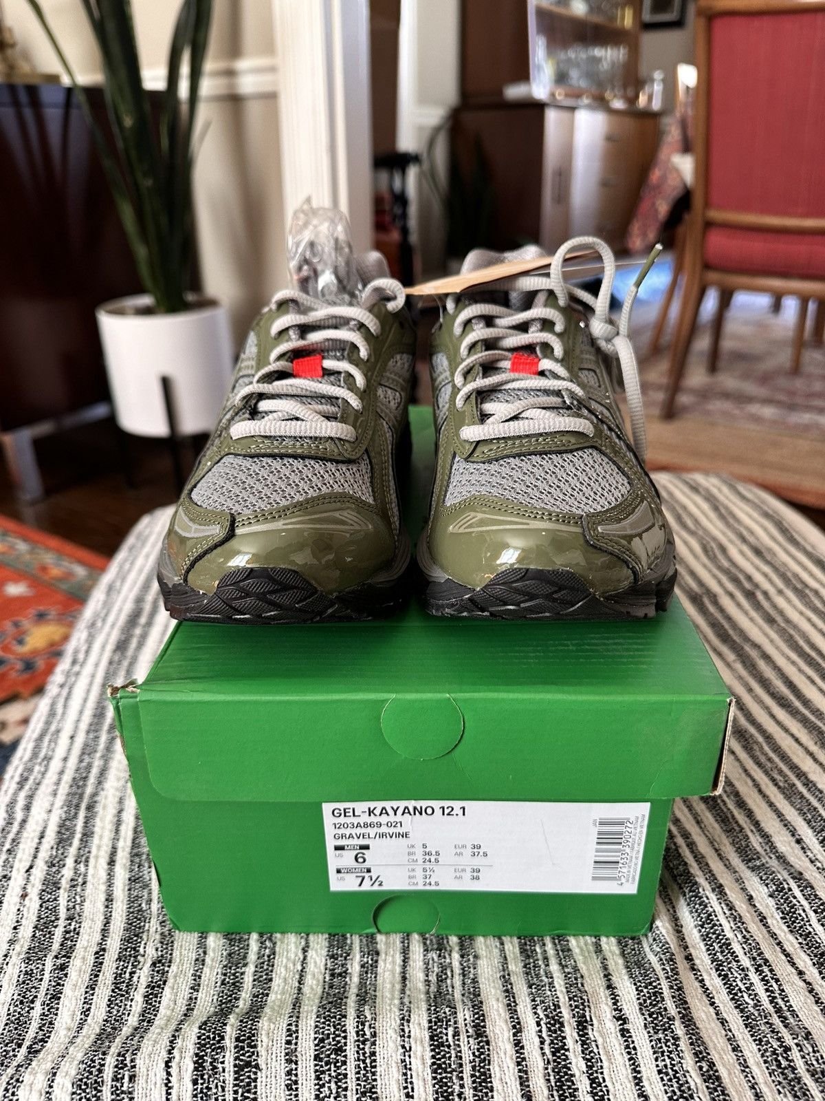 Asics Asics x UpThere Gel-Kayano 12.1 Size US 6 / EU 39 - 2 Thumbnail