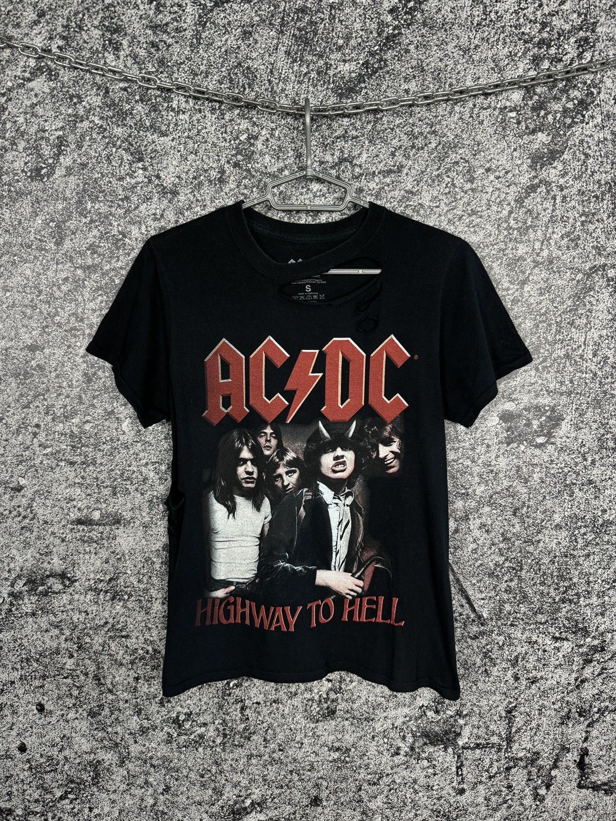 AC/DC AC/DC Highway To Hell Factory-Distressed T-Shirt Rock Tee Size US S / EU 44-46 / 1 - 1 Thumbnail
