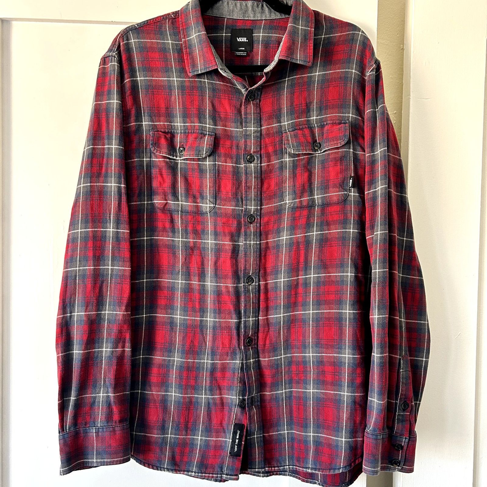Vans Men's VANS plaid button down long sleeve shirt L Size US L / EU 52-54 / 3 - 1 Thumbnail