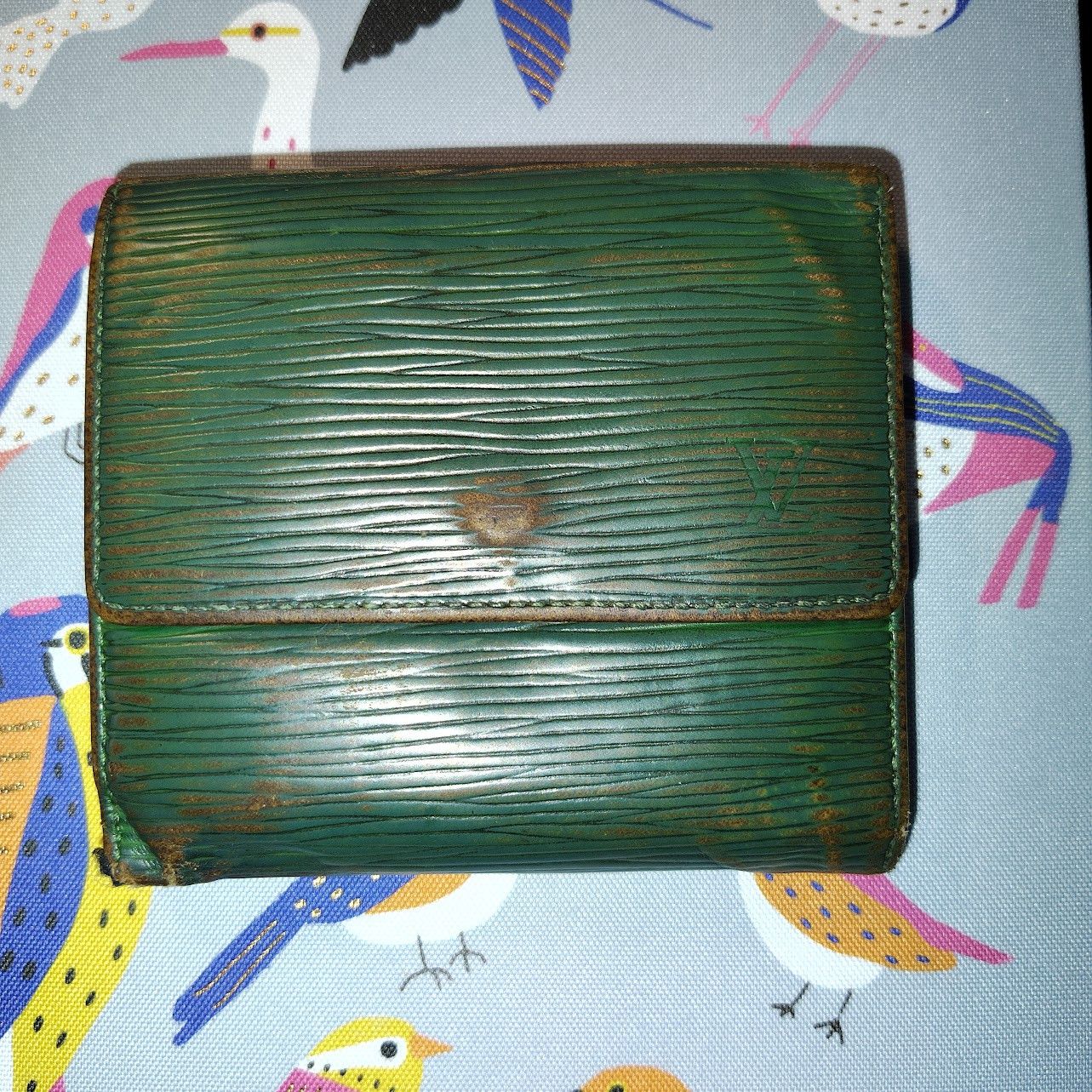 Louis Vuitton Louis Vuitton Epi leather wallet in green. Size ONE SIZE - 1 Thumbnail