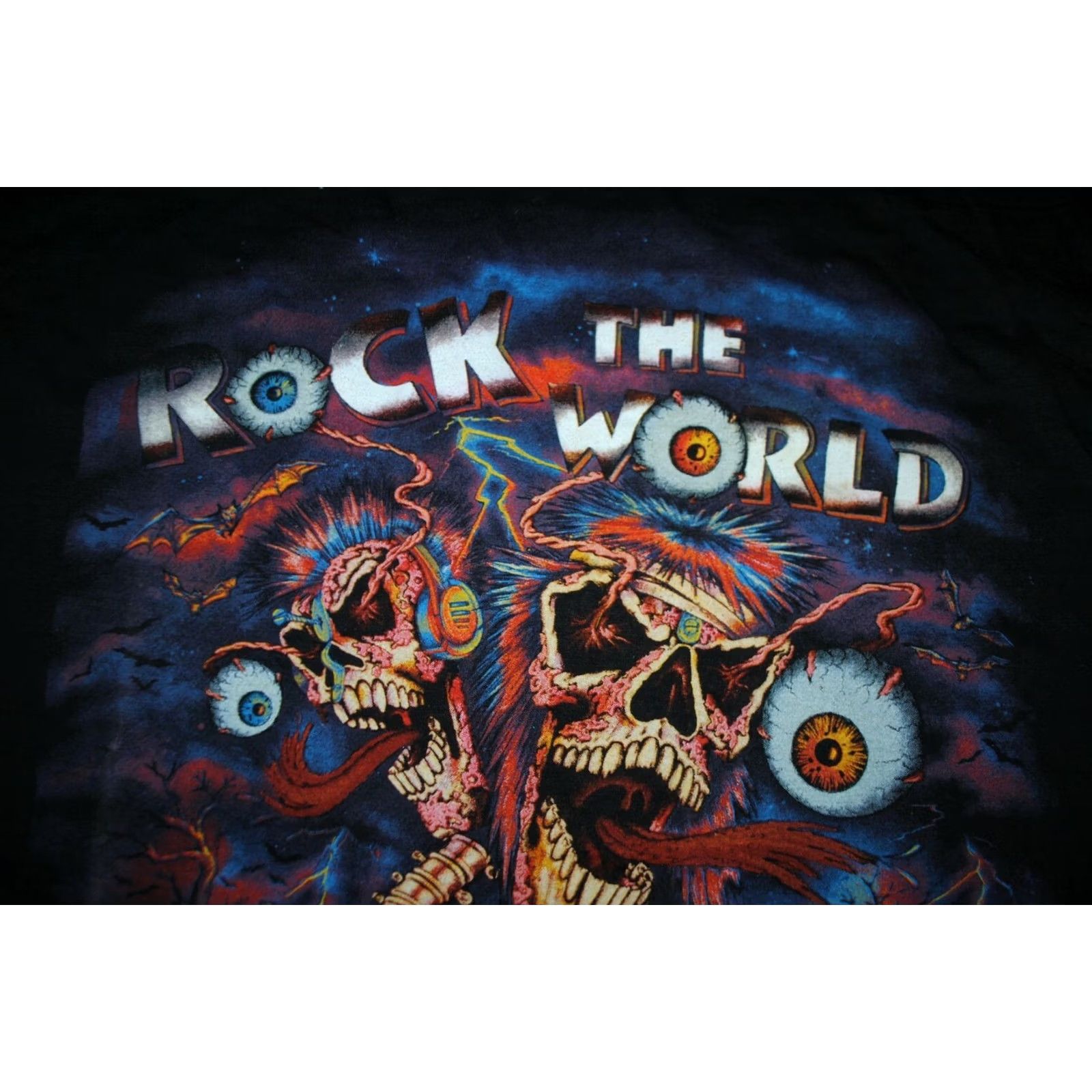 Vintage VINTAGE SPIRAL DESIGN T-Shirt Mens XL Black 100% Cotton Short Sleeve Skull 1995 Rock the World Wake the Dead Size US XL / EU 56 / 4 - 2 Thumbnail