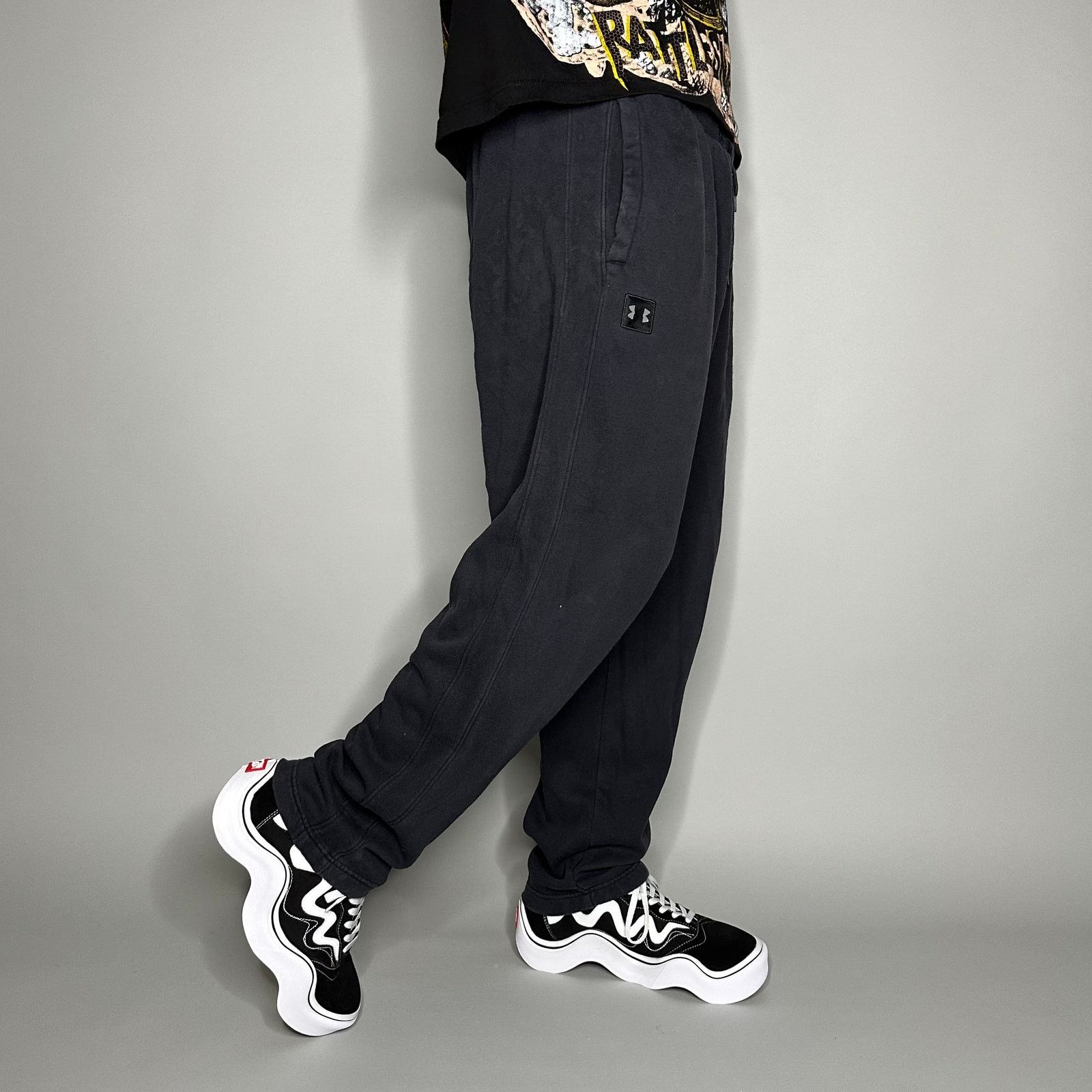 Under Armour Vintage Y2K Under Armour Sweatpants Mens 2XL Black Cotton Size US 38 / EU 54 - 1 Thumbnail