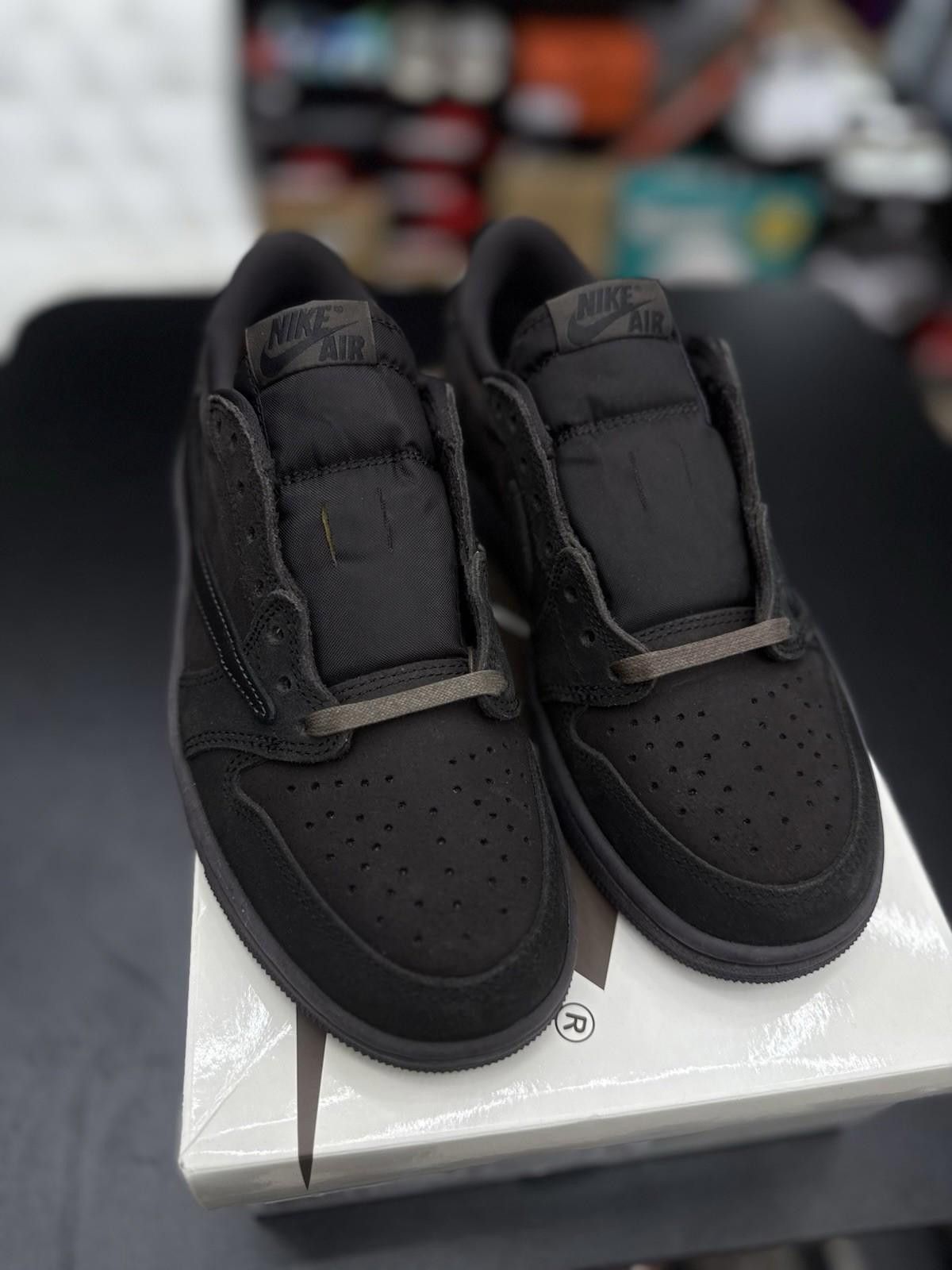 Jordan Brand Size 6 men Travis Scott x Air Jordan 1 Low 'Velvet Brown' Size US 6 / EU 39 - 5 Thumbnail