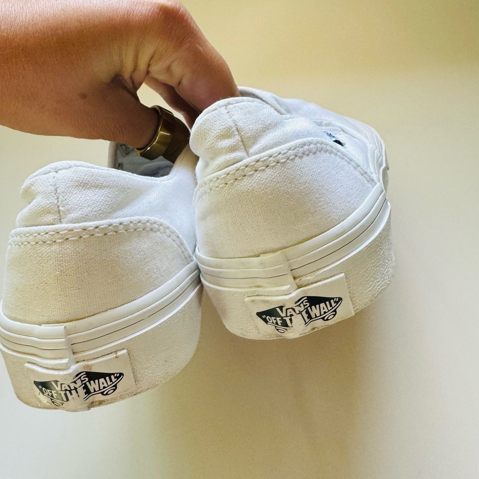 Vans VANS Classic Retro White Slip On Low Top Sneakers Shoes Size US 5.5 / IT 35.5 - 8 Thumbnail