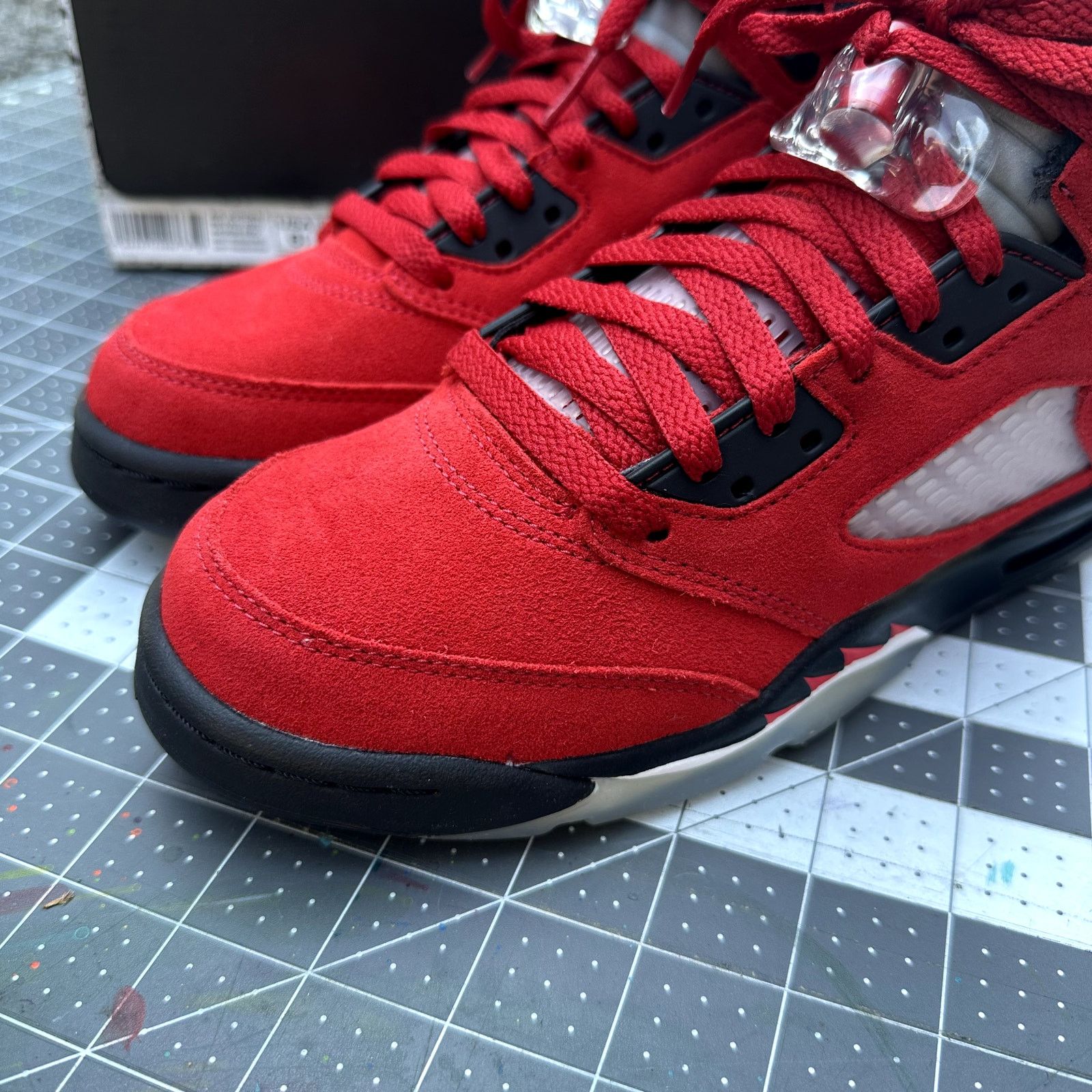 Jordan Brand Jordan 5 'Raging Bull' 2021 Size US 6.5 / EU 39-40 - 3 Thumbnail