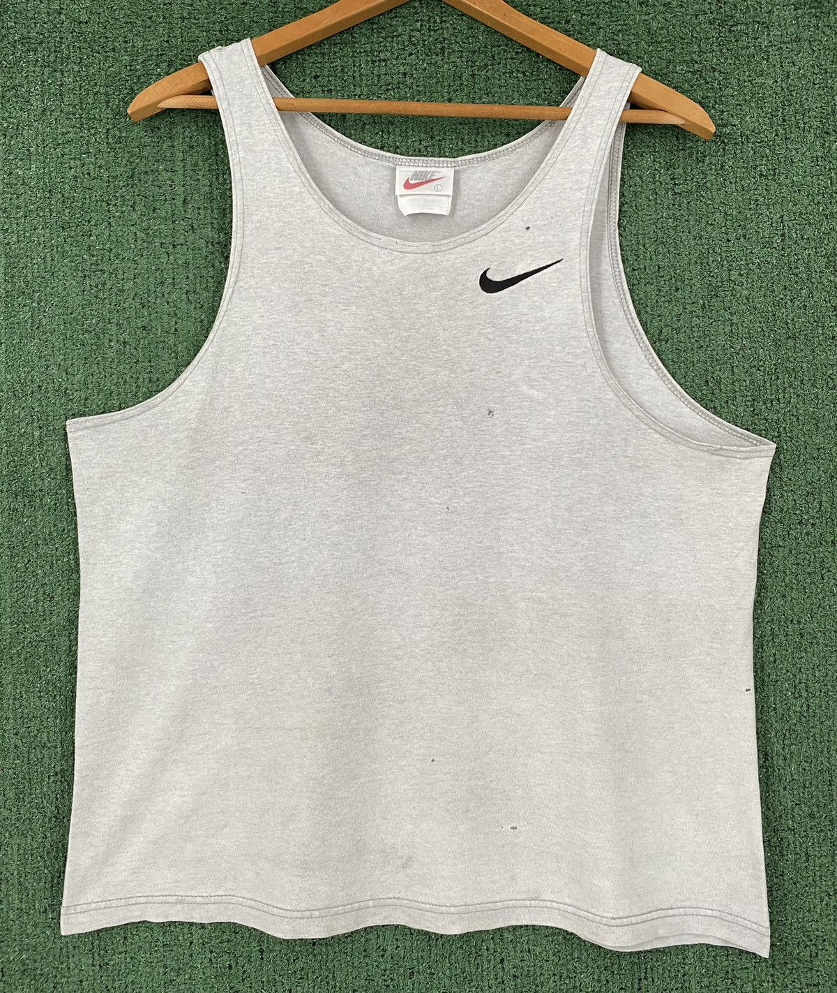 Nike VTG 90’s Nike Large Swoosh White Tag Distressed Tank Top Size US M / EU 48-50 / 2 - 1 Thumbnail
