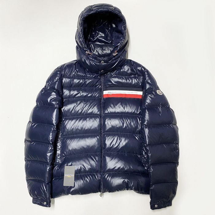 Moncler mens best sale jacket size 6