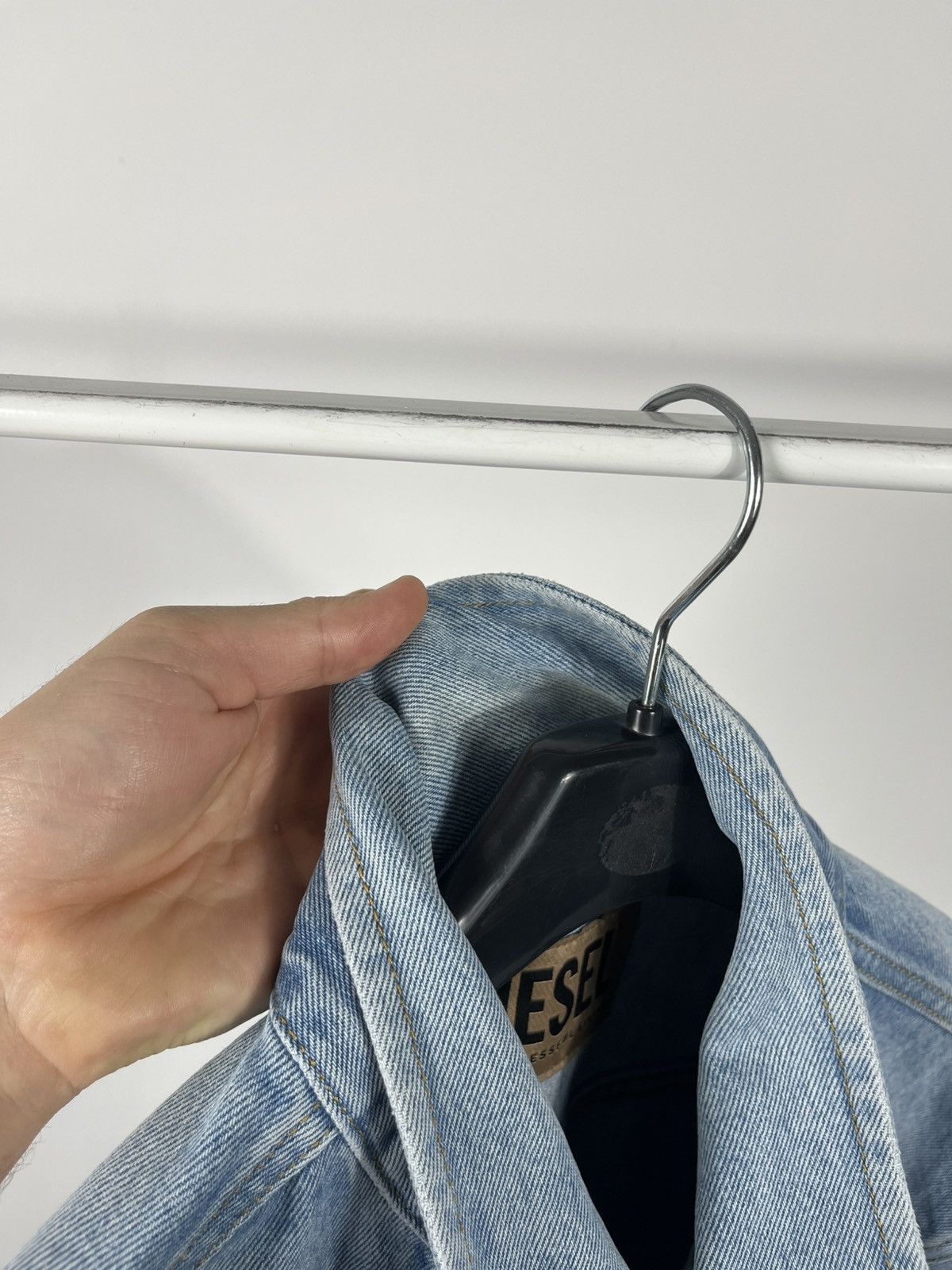 Diesel Diesel light blue denim trucker jacket size L classic fit Size US L / EU 52-54 / 3 - 14 Thumbnail