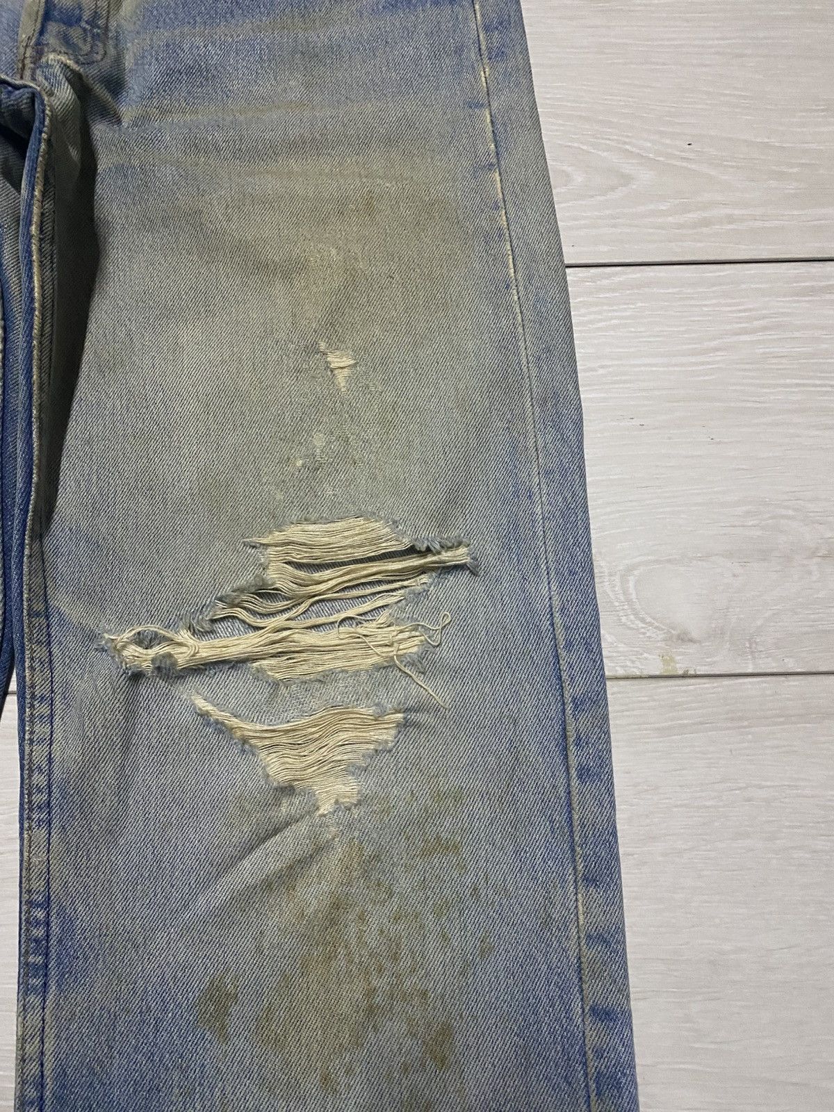 Levi's Vintage Levis 501xx 90s Grunge Distressed Jeans Size US 32 / EU 48 - 8 Thumbnail