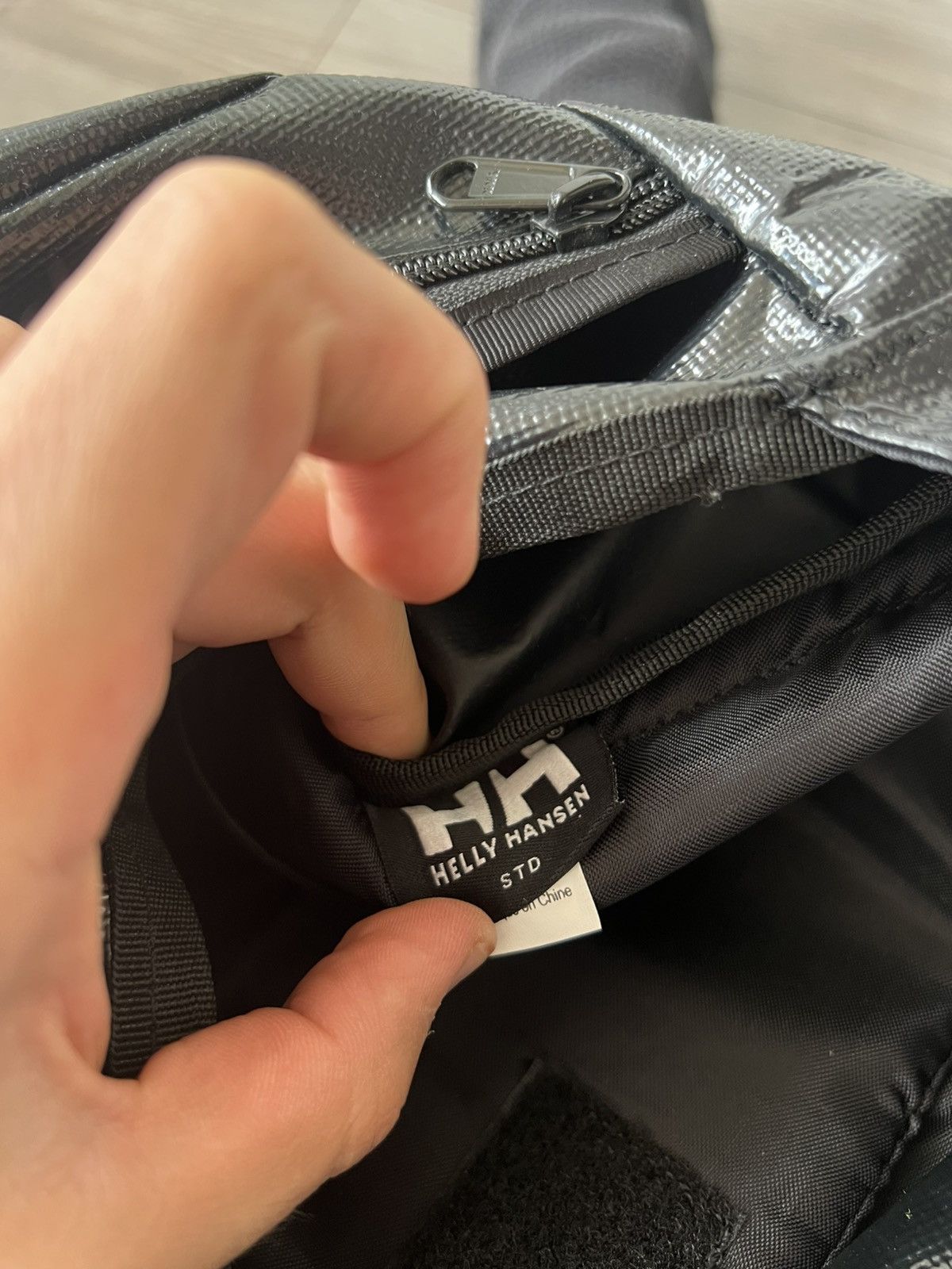 Helly Hansen Helly Hansen Tent Material Waterproof Y2k Rare Freitag Bag Size ONE SIZE - 22 Thumbnail