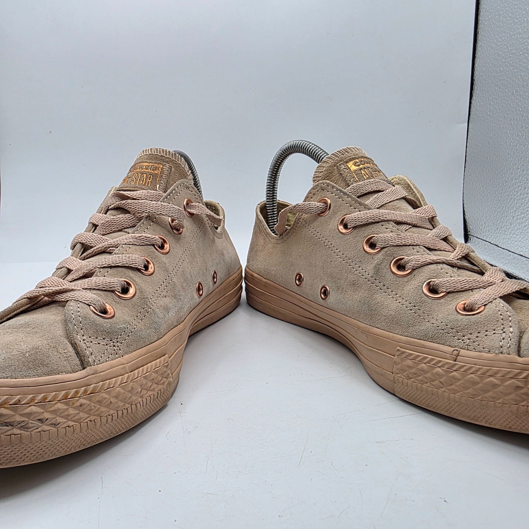 Converse Converse Chuck Taylor Womens Size 9 Beige Shoes Skateboardin Size US 9 / IT 39 - 3 Thumbnail