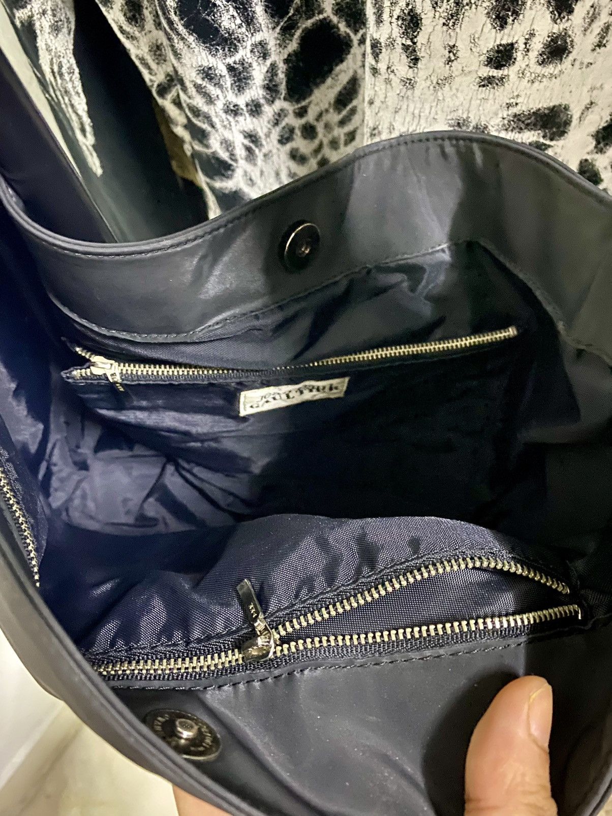 Jean Paul Gaultier Iconic Jean Paul Gaultier Dragon Embossed Sling Bag Size ONE SIZE - 8 Thumbnail