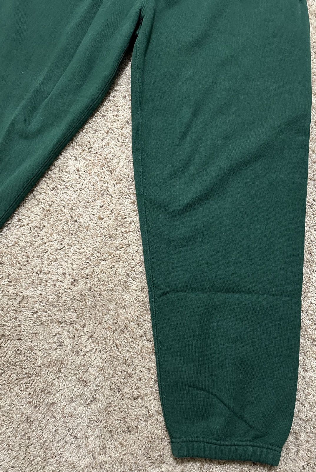 Jordan Brand × Supreme SUPREME X JORDAN FW24 SWEATPANTS SIZE MEDIUM GREEN Size US 32 / EU 48 - 2 Thumbnail