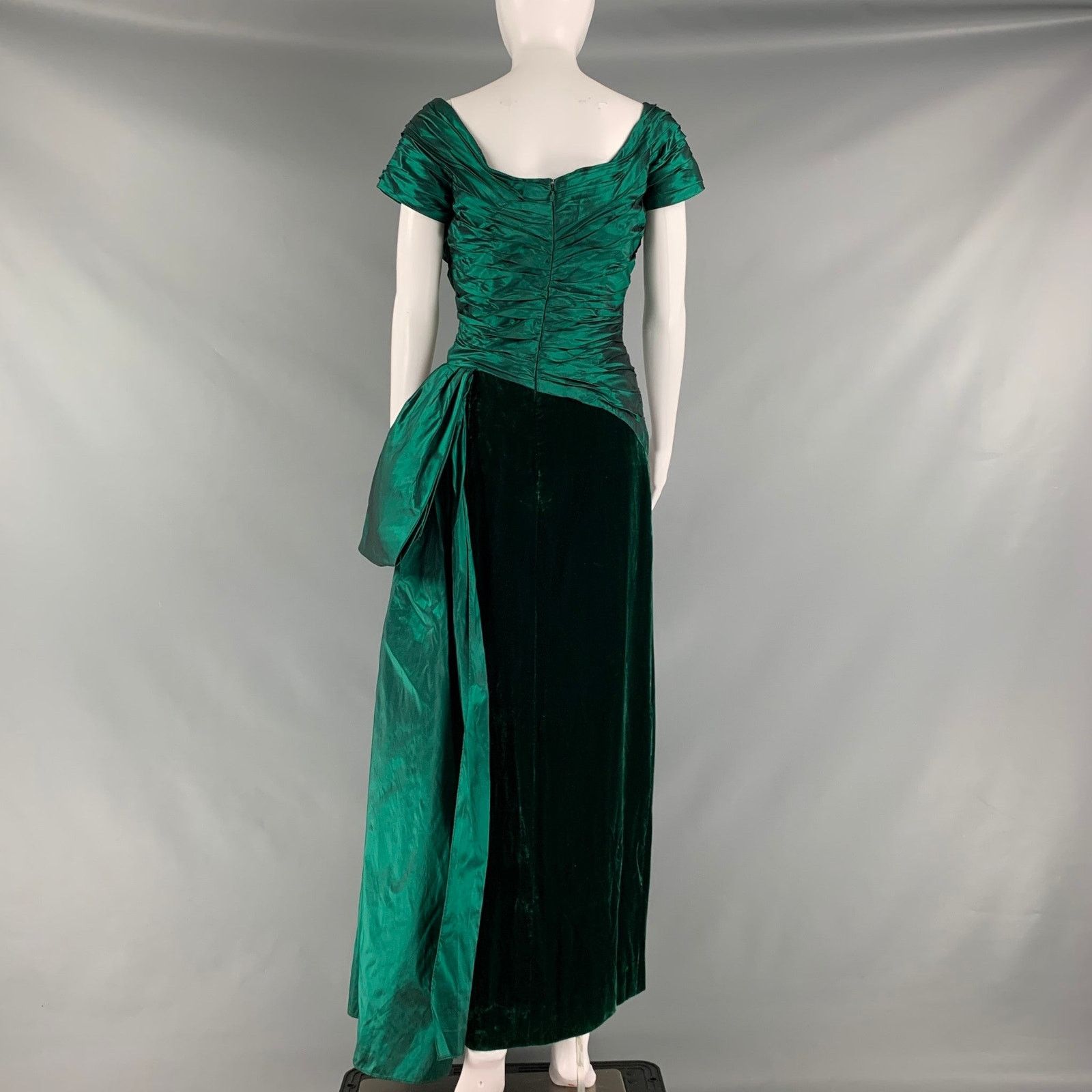 Other Size 8 Green Taffeta Ruched Cap Sleeves Long Gown Size M / US 6-8 / IT 42-44 - 4 Thumbnail
