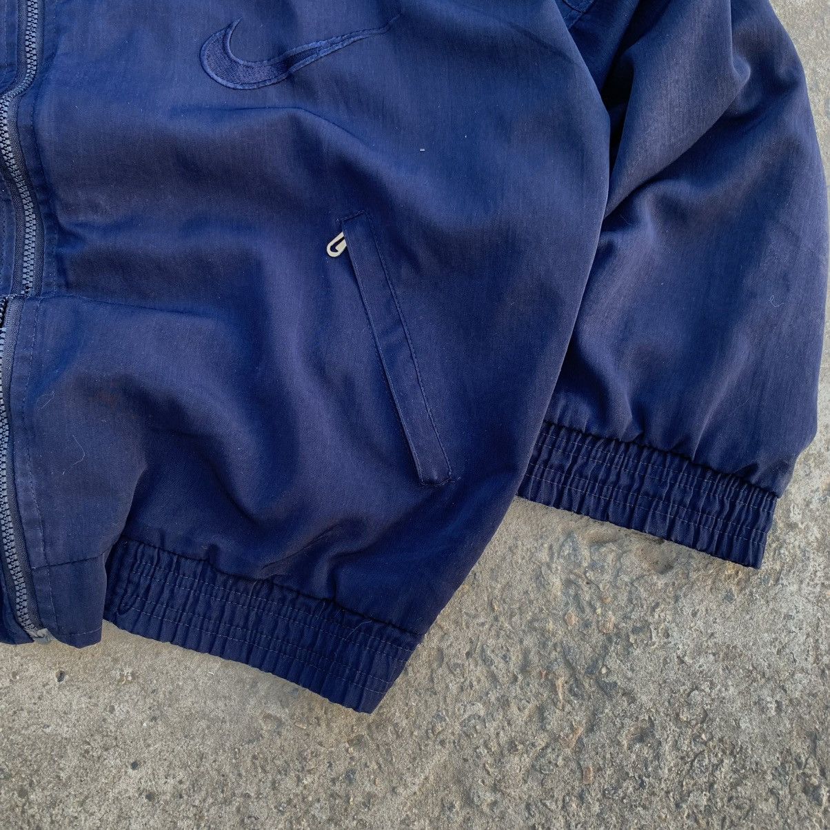 Hypebeast Vintage Style By Nike Windbreaker Jacket Big Logo Y2K Zip Size US M / EU 48-50 / 2 - 5 Thumbnail
