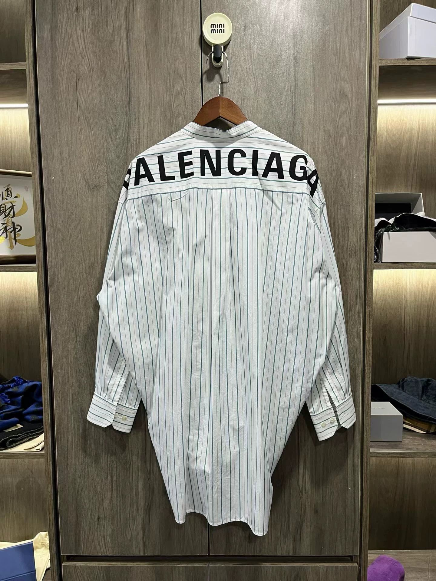 Balenciaga balenciaga white blouses Size S / US 4 / IT 40 - 4 Thumbnail