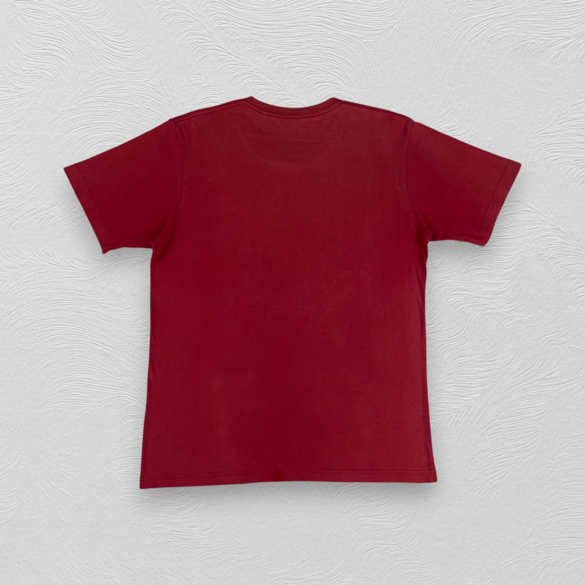 Disney Disney x UNIQLO “Mickey Plays” Medium T-Shirt - L097 Size US M / EU 48-50 / 2 - 2 Thumbnail