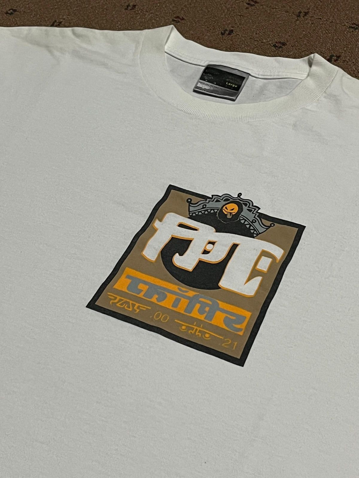 Bape Vintage Bape Hindi tee Size US L / EU 52-54 / 3 - 6 Thumbnail