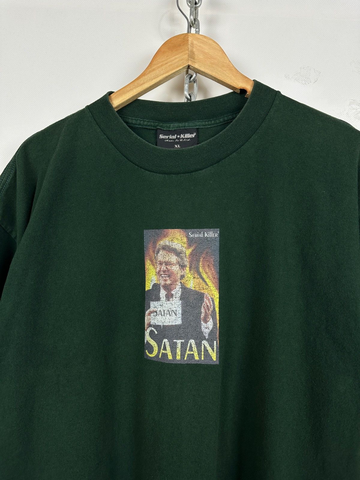 Vintage Vintage Serial Killer Satan Jerry Springer Skate T-Shirt Size US XL / EU 56 / 4 - 5 Thumbnail