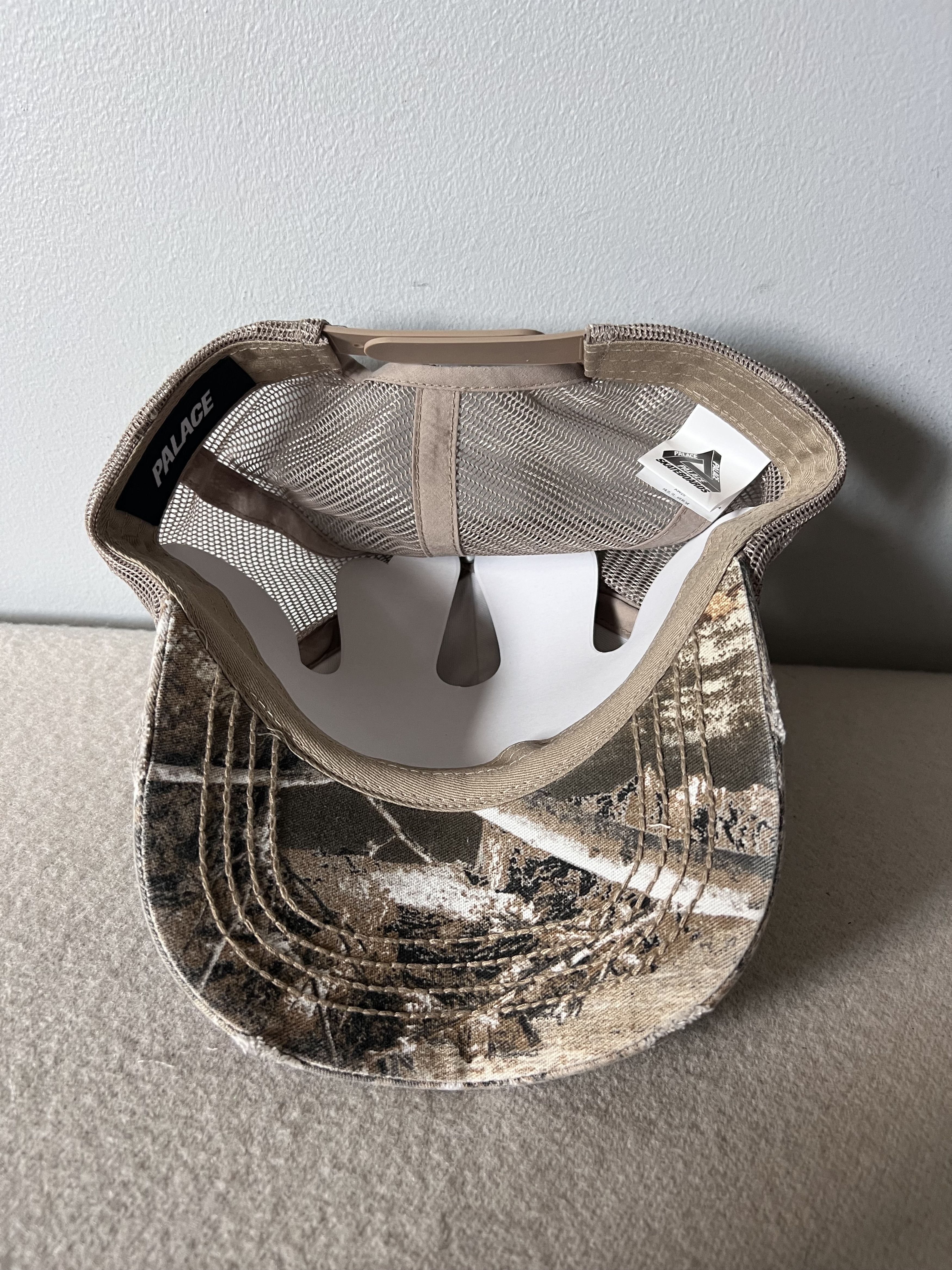 Palace Palace Skateboards Freedom Distressed Trucker Hat in Camo Size ONE SIZE - 5 Thumbnail