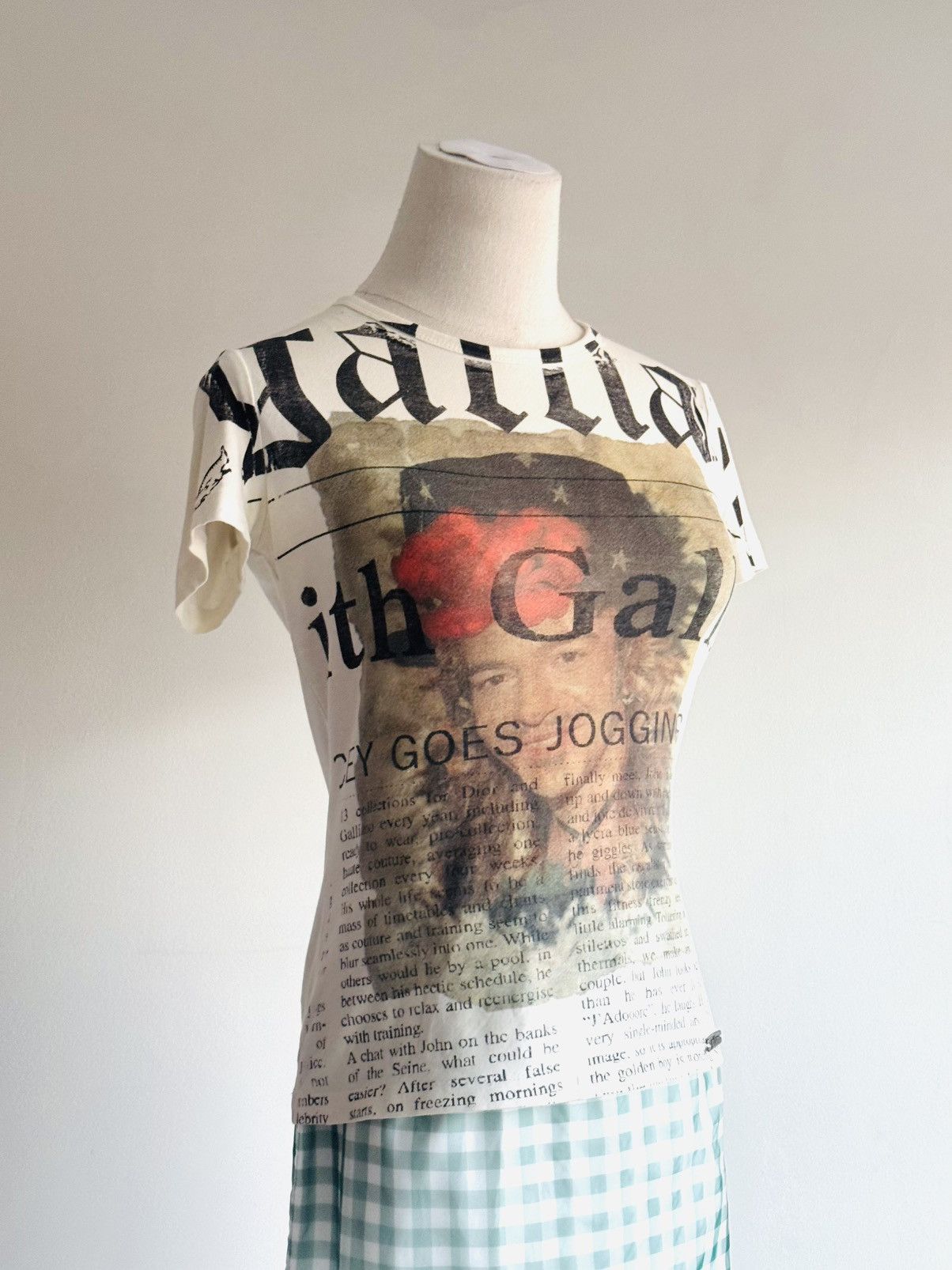 John Galliano Galliano Gazette t shirts sz small Size S / US 4 / IT 40 - 9 Thumbnail