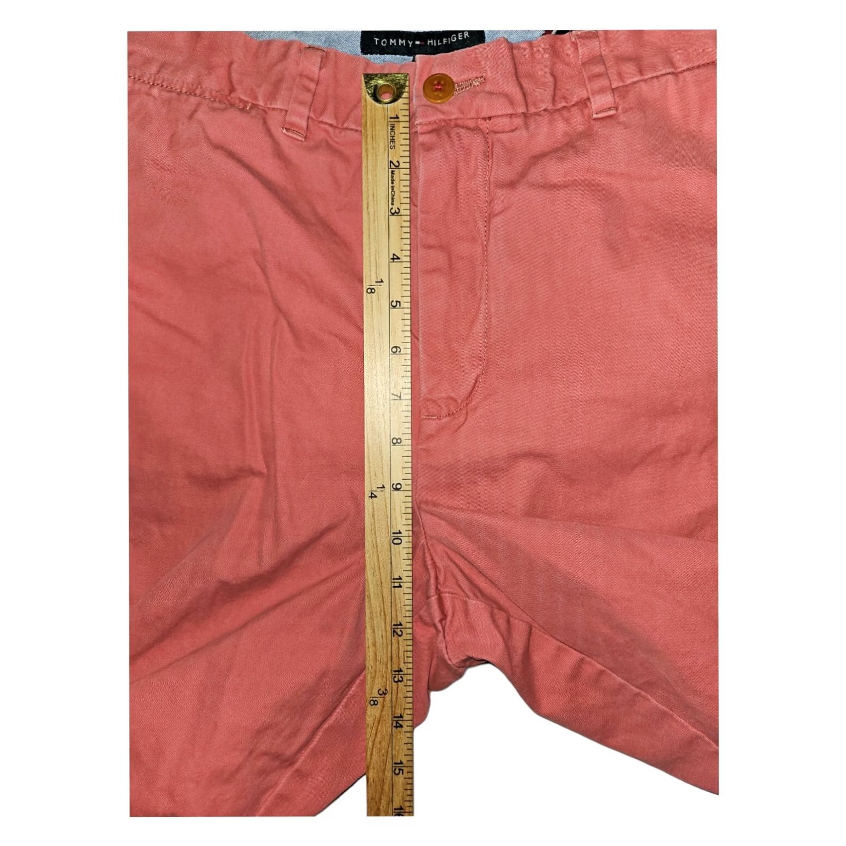 Tommy Hilfiger Tommy Hilfiger Chino Shorts Mens 38 Mauve Classic Fit Casual Preppy Golf Travel Size US 38 / EU 54 - 4 Thumbnail